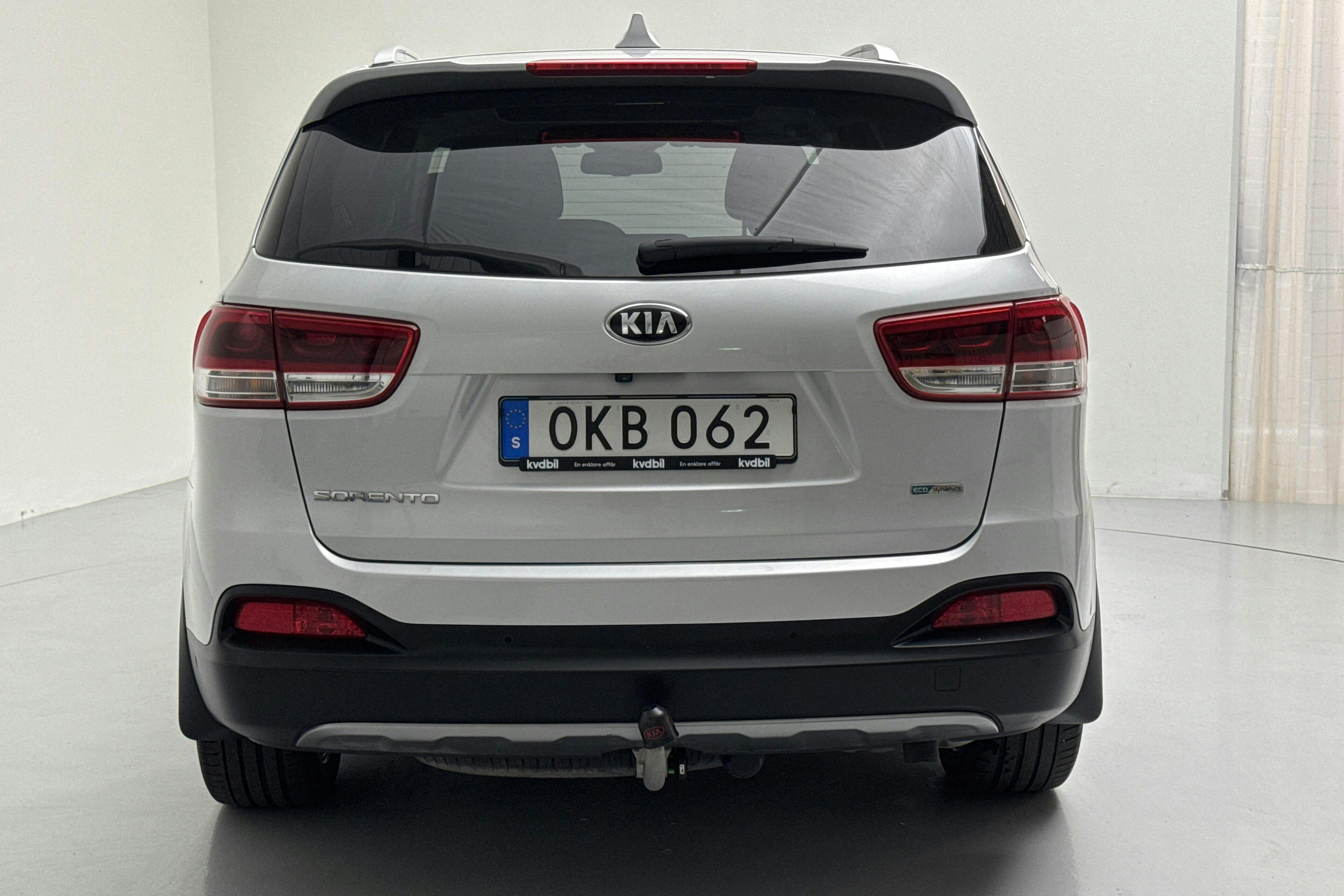 KIA Sorento 2.2 CRDi (200hk) - 8 388 mil - Automat - grå - 2017