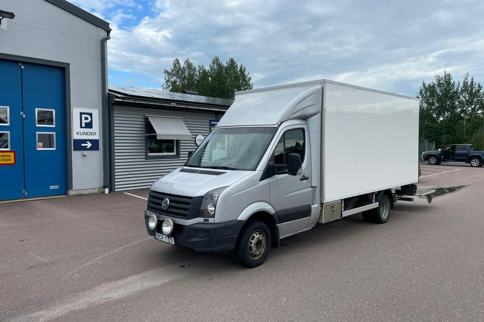 VW CRAFTER 50 - 133 386 km - Manuell - silver - 2014