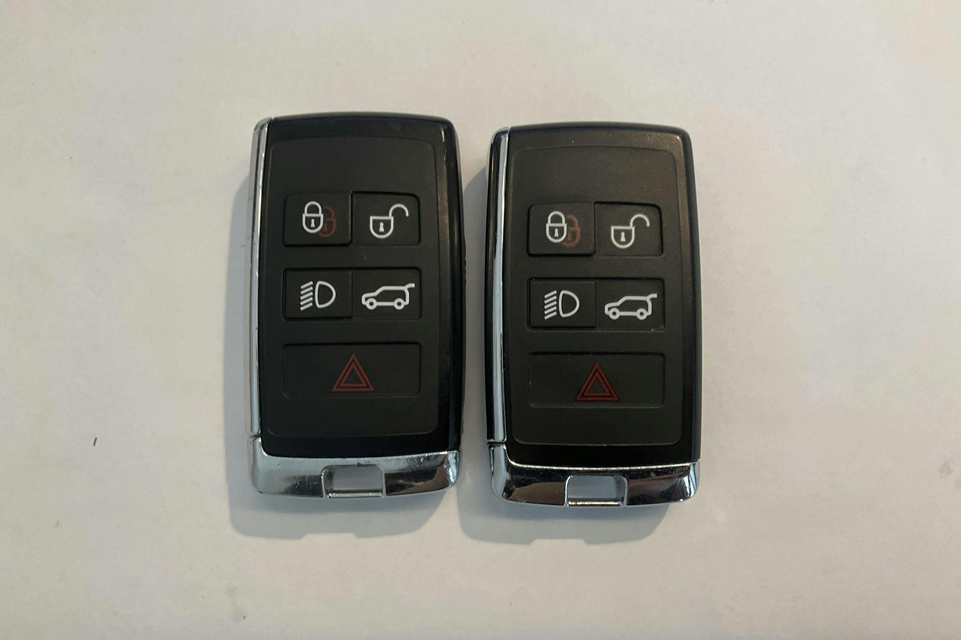 Presentationsfoto 19 av 19: Land Rover Range Rover Velar 3.0 P400e PHEV (400hk) - 7 305 mil - Automat - brun - 2021