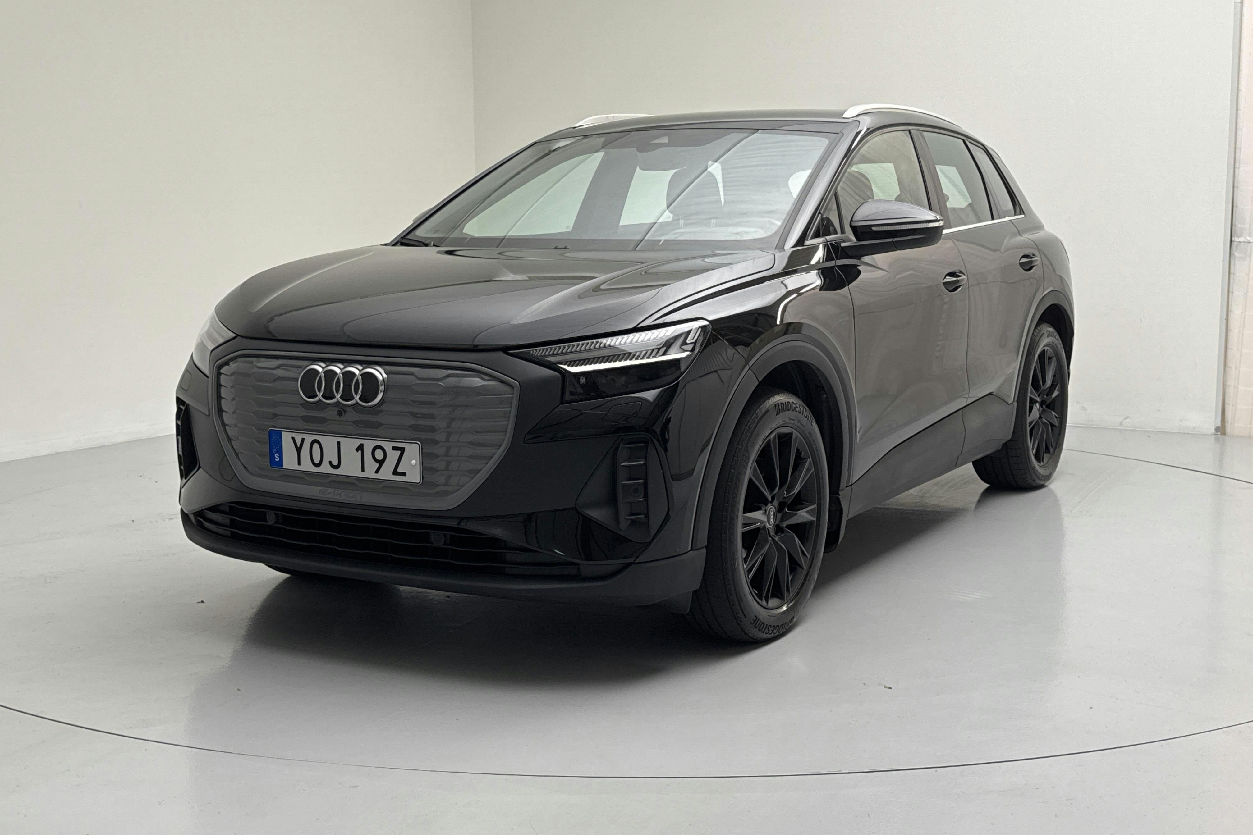 Audi Q4 35 e-tron 52 kWh (170hk) - 75 920 km - Automatic - black - 2022