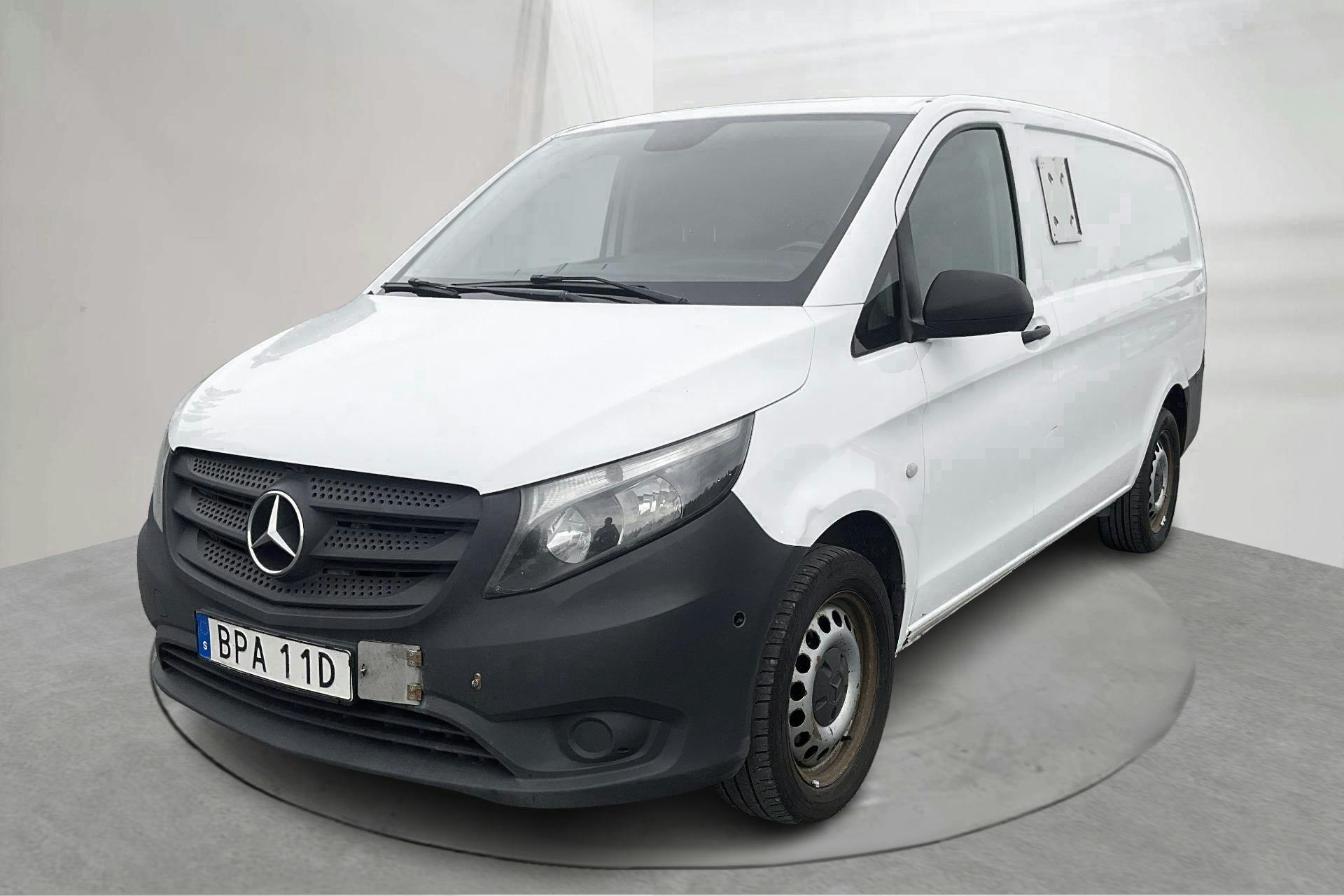 Presentation photo 1 of 14: Mercedes Vito 116 CDI 4MATIC W640 (163hk) - 228 170 km - Automatic - white - 2020