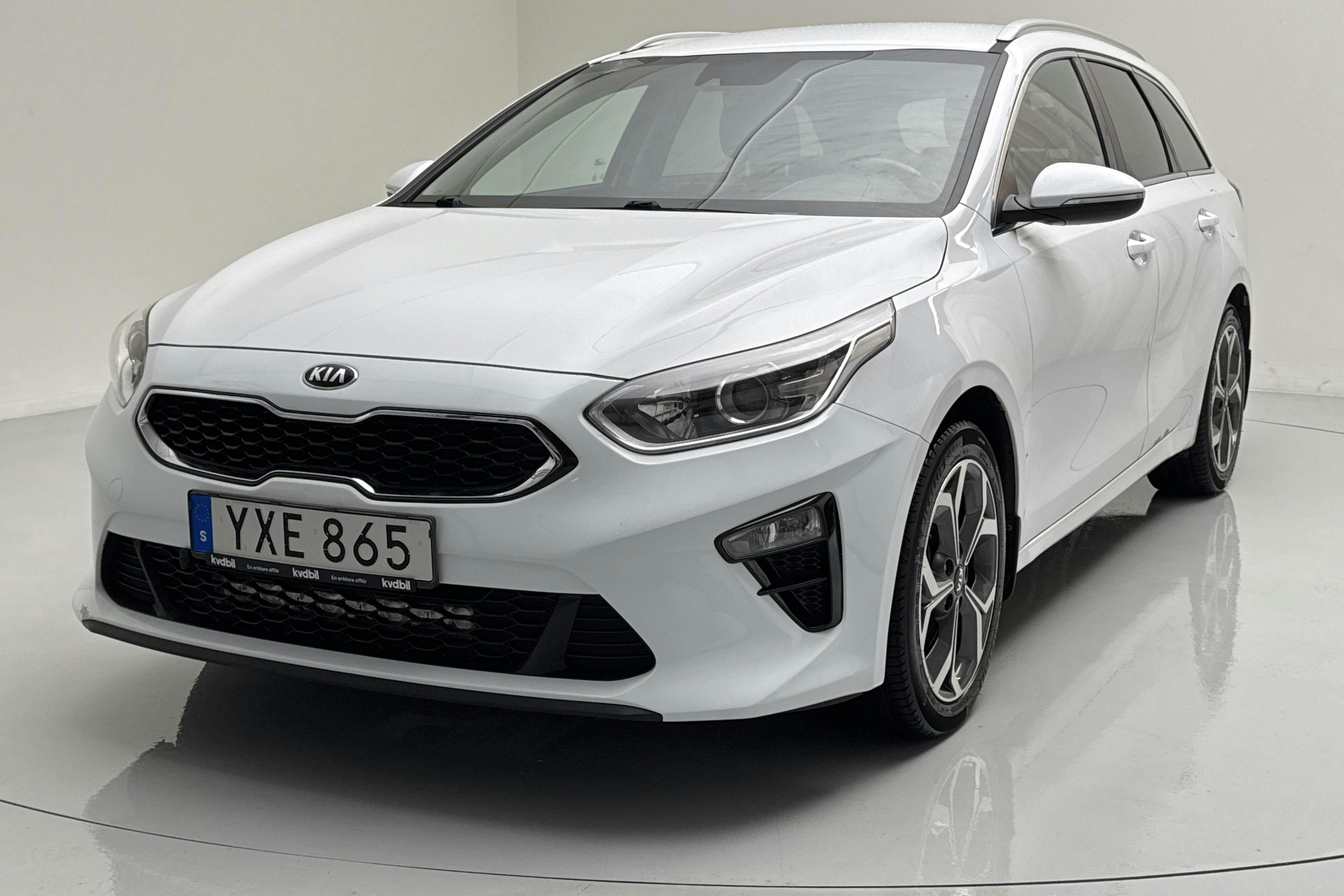 KIA Ceed 1.4 T-GDi SW (140hk) - 79 530 km - Automatic - white - 2019
