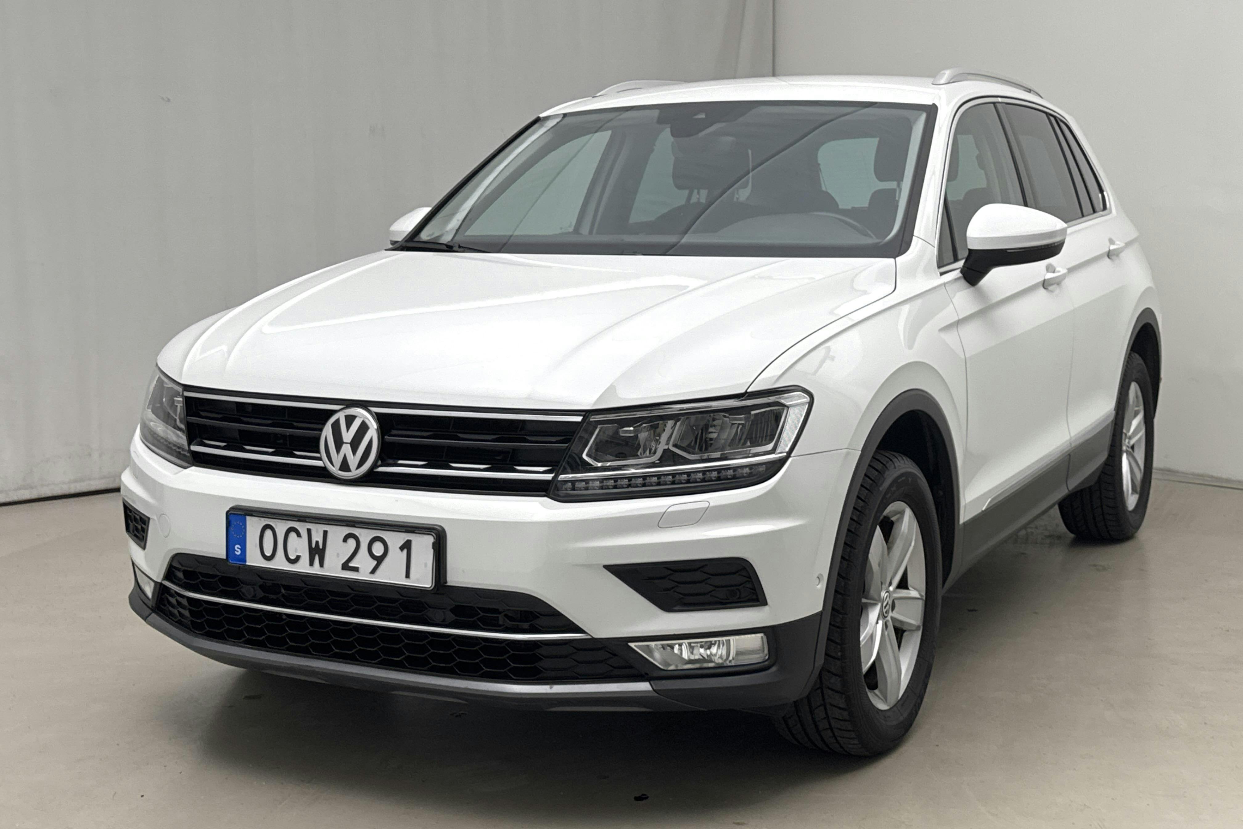 VW Tiguan 2.0 TDI 4MOTION (190hk) - 7 716 mil - Automat - vit - 2017