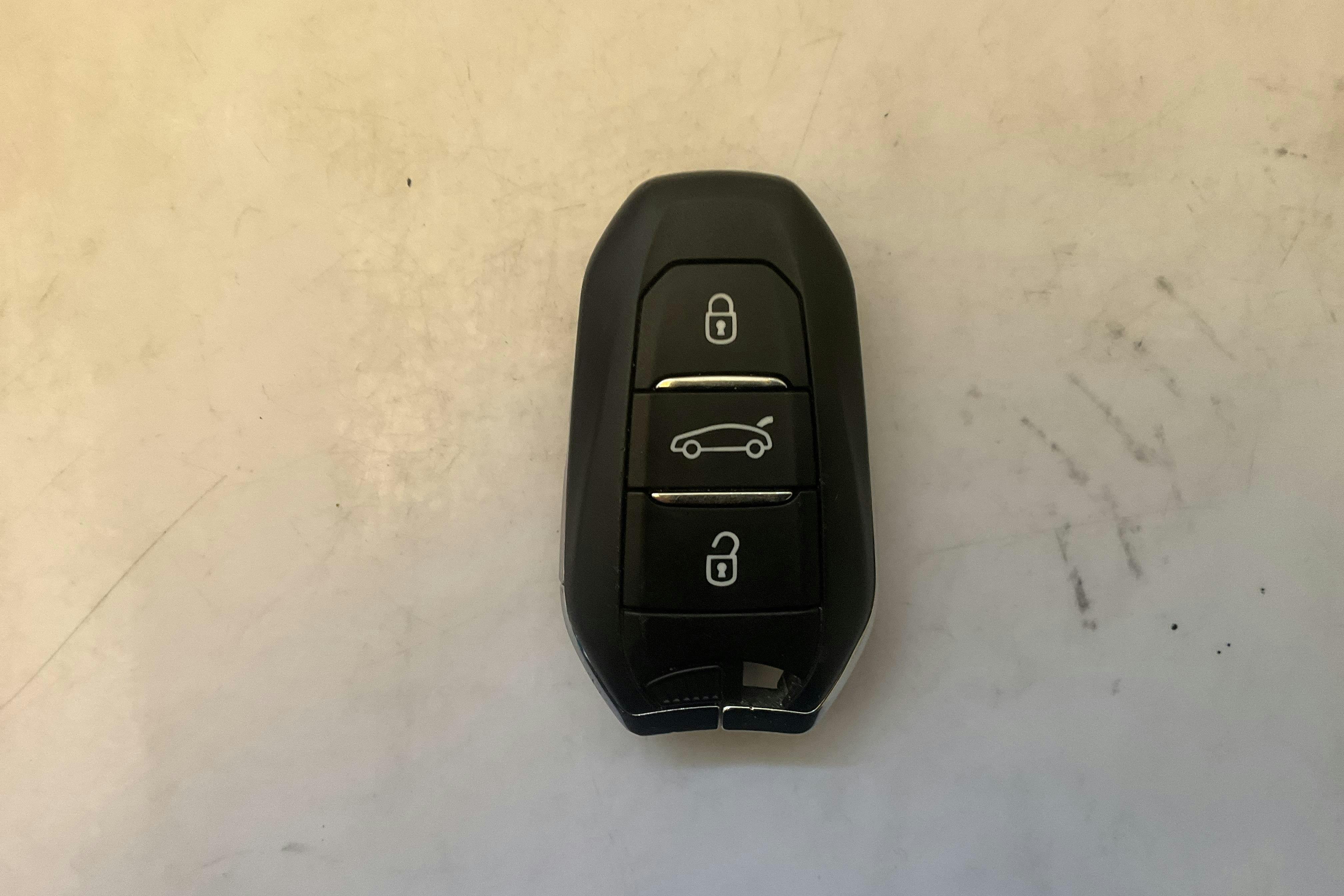 Presentationsfoto 15 av 15: Opel Grandland X 1.6 AWD PHEV (300hk) - 9 428 mil - Automat - grå - 2021
