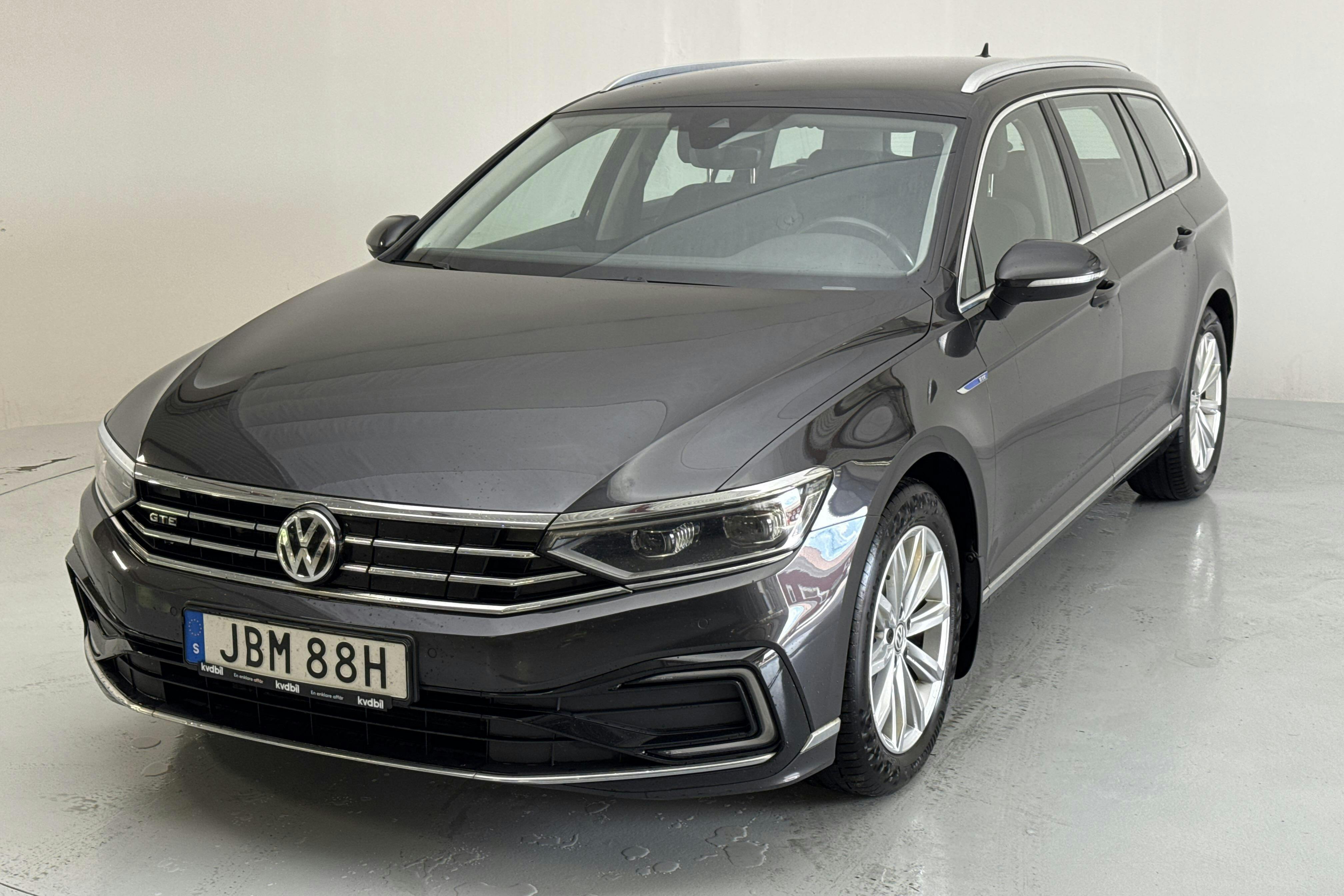 VW Passat 1.4 GTE Sportscombi (218hk) - 18 557 mil - Automat - Dark Grey - 2020