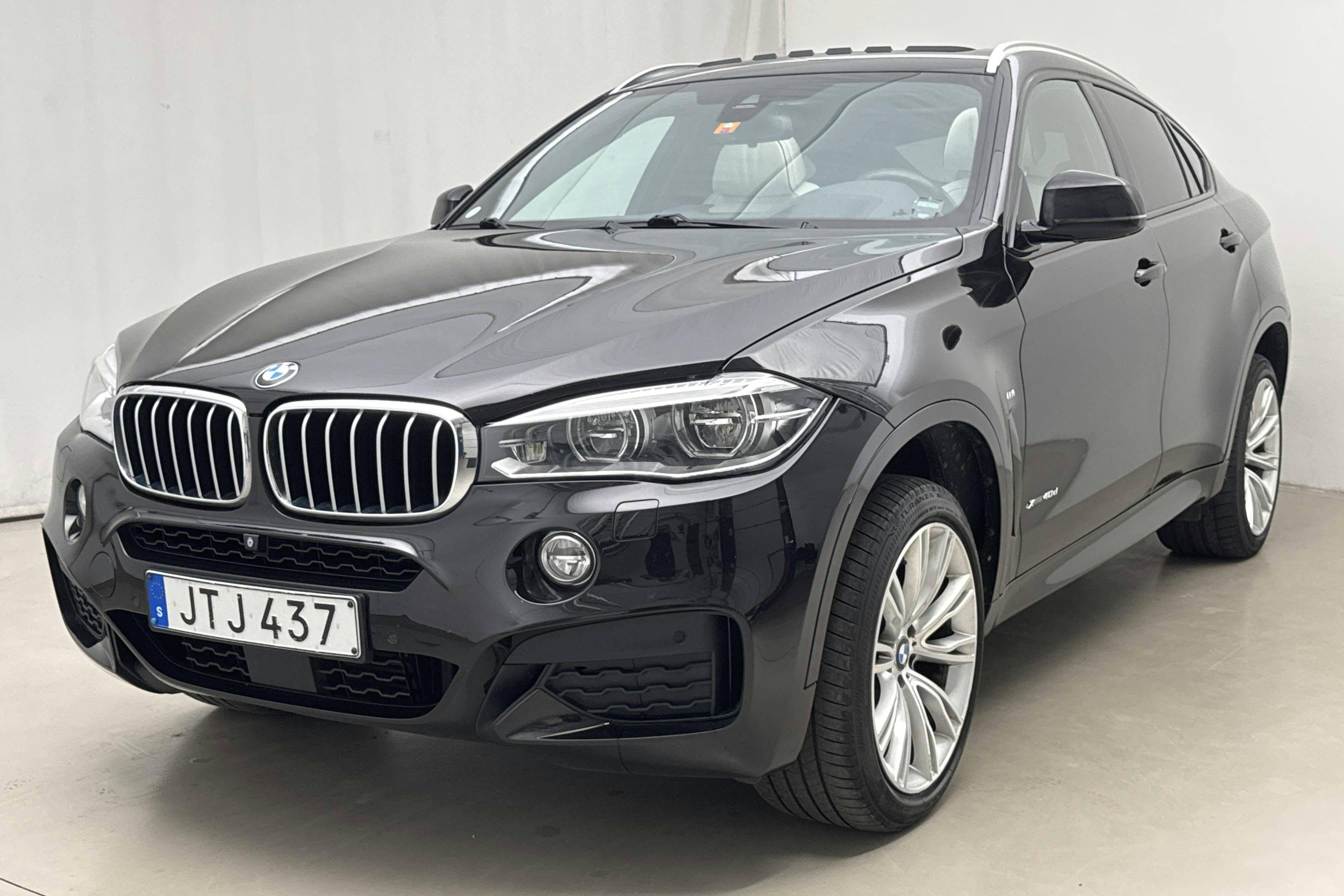 BMW X6 xDrive 40d, F16 (313hk) - 156 510 km - Automatic - black - 2015