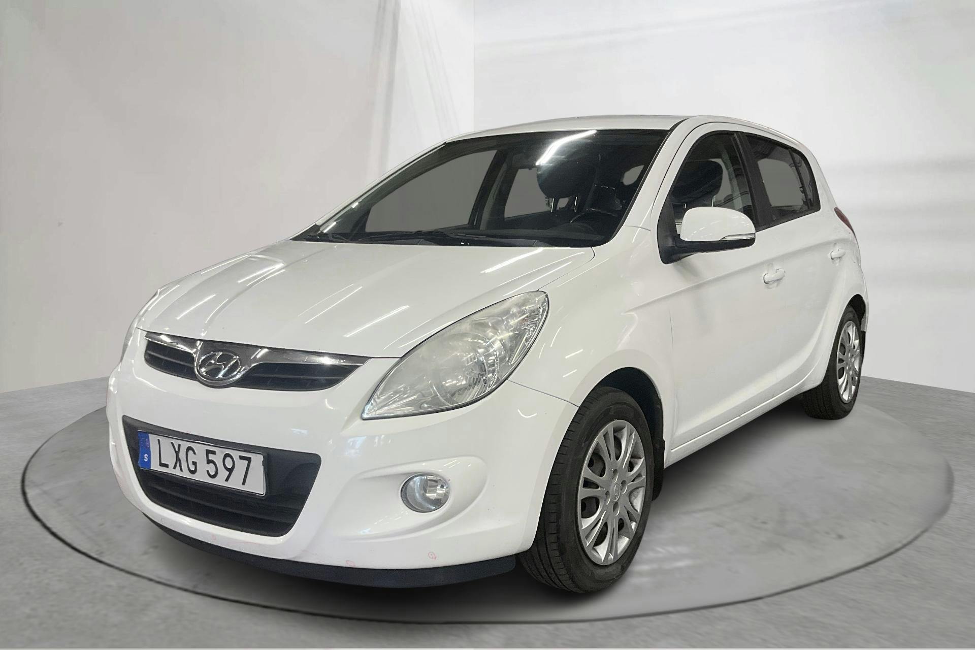 Hyundai i20 1.2 (78hk) - 152 170 km - Manual - white - 2012
