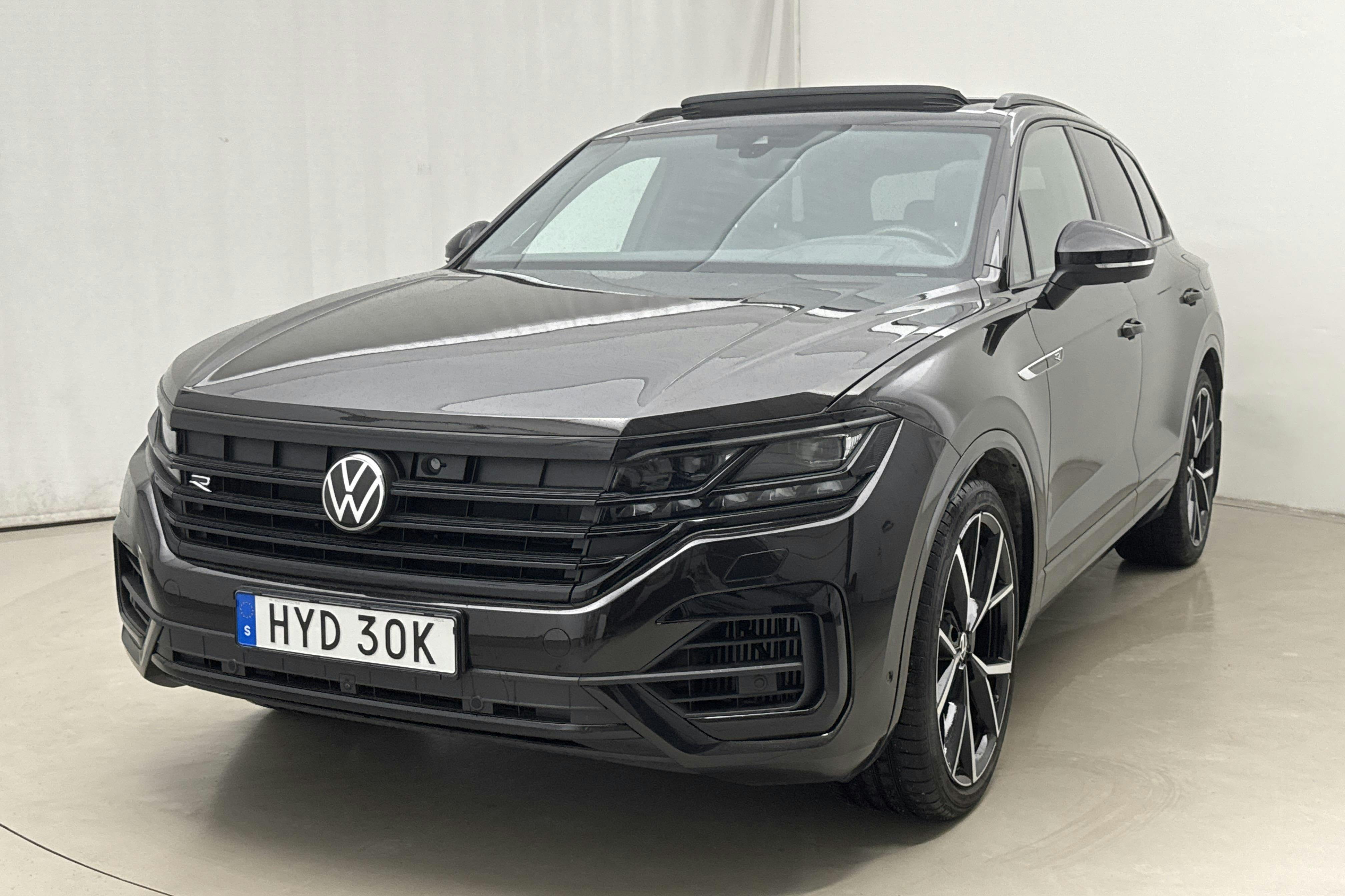 VW Touareg R V6 TSI e-Hybrid 4Motion (462hk) - 5 151 mil - Automat - brun - 2023