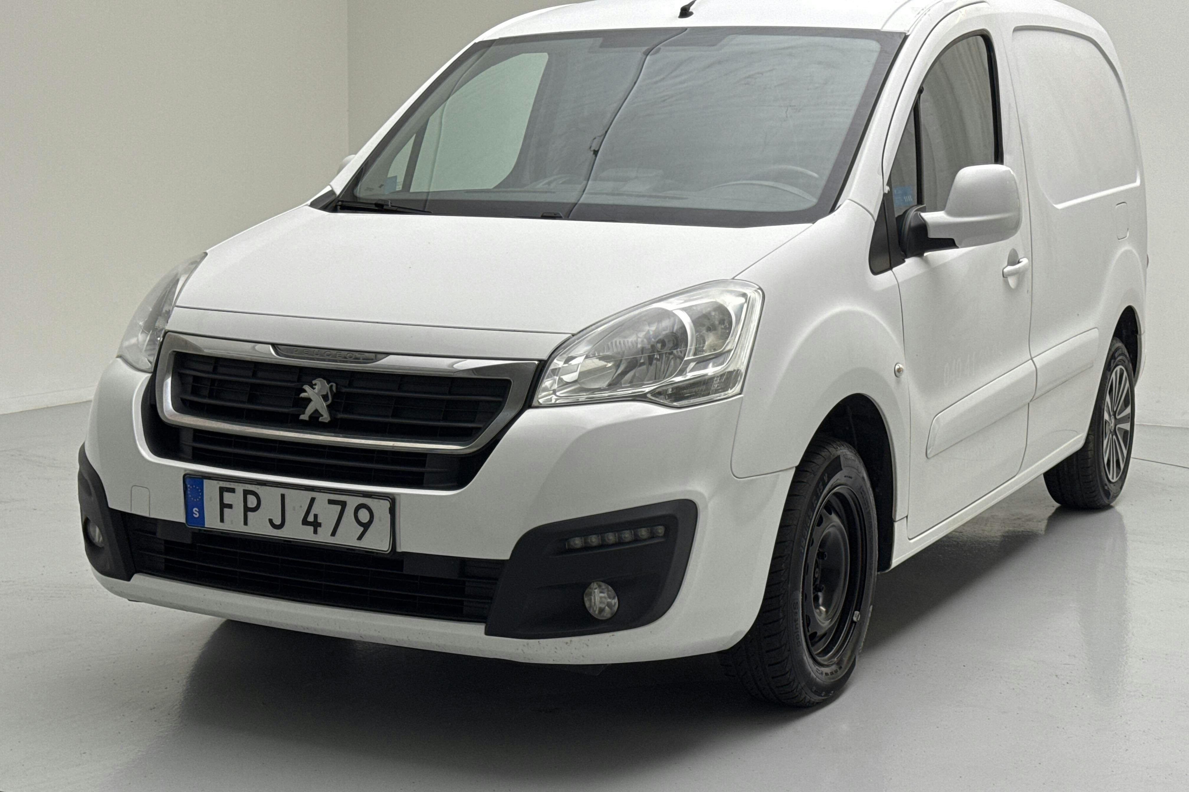 Peugeot Partner 1.6 BlueHDI Skåp (100hk) - 18 810 mil - Manuell - vit - 2017