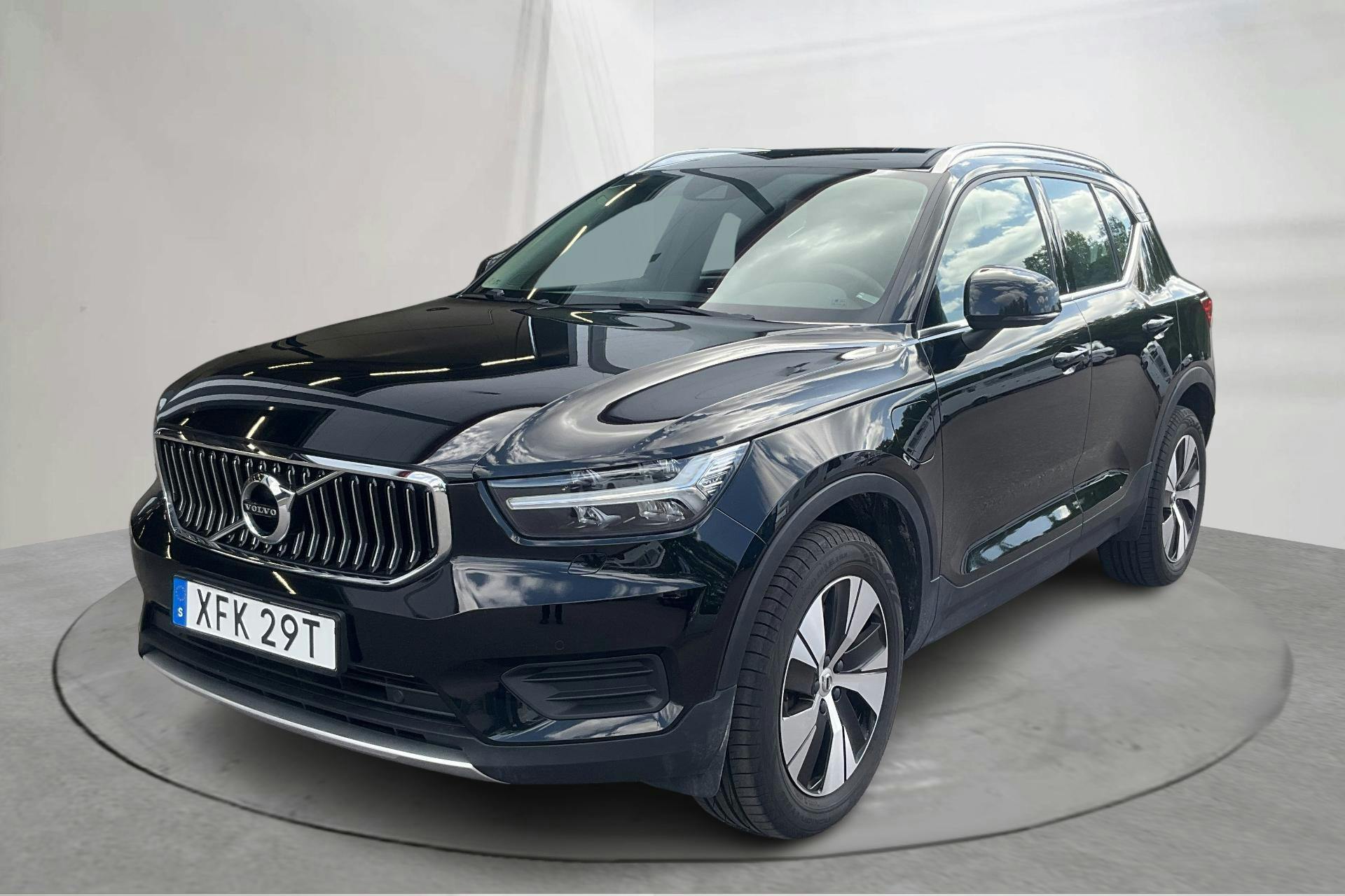 Presentation photo 1 of 16: Volvo XC40 T4 2WD Recharge (211hk) - 39 800 km - Automatic - black - 2022