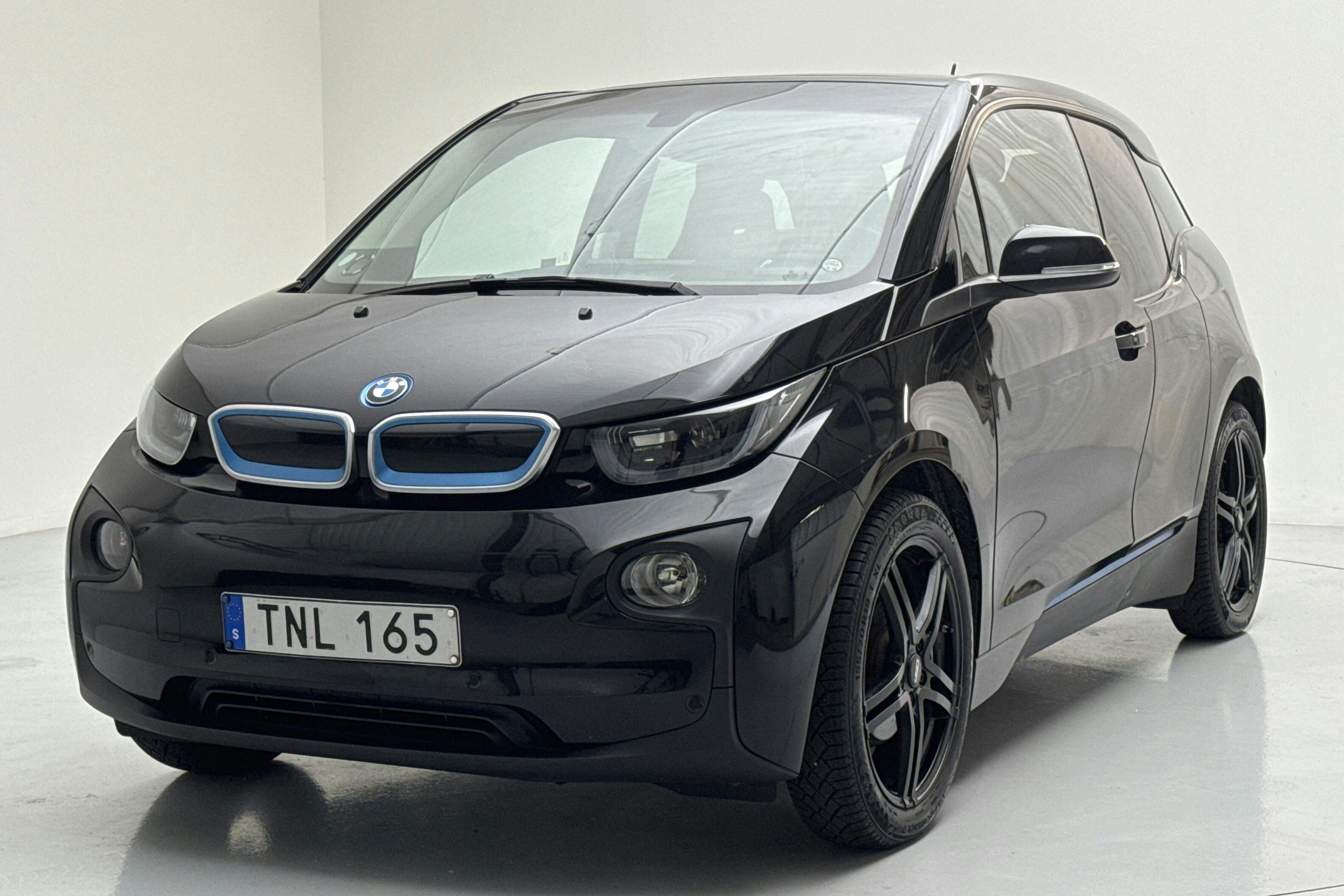 Presentation photo 1 of 16: BMW i3 94Ah, I01 (170hk) - 82 810 km - Automatic - black - 2017