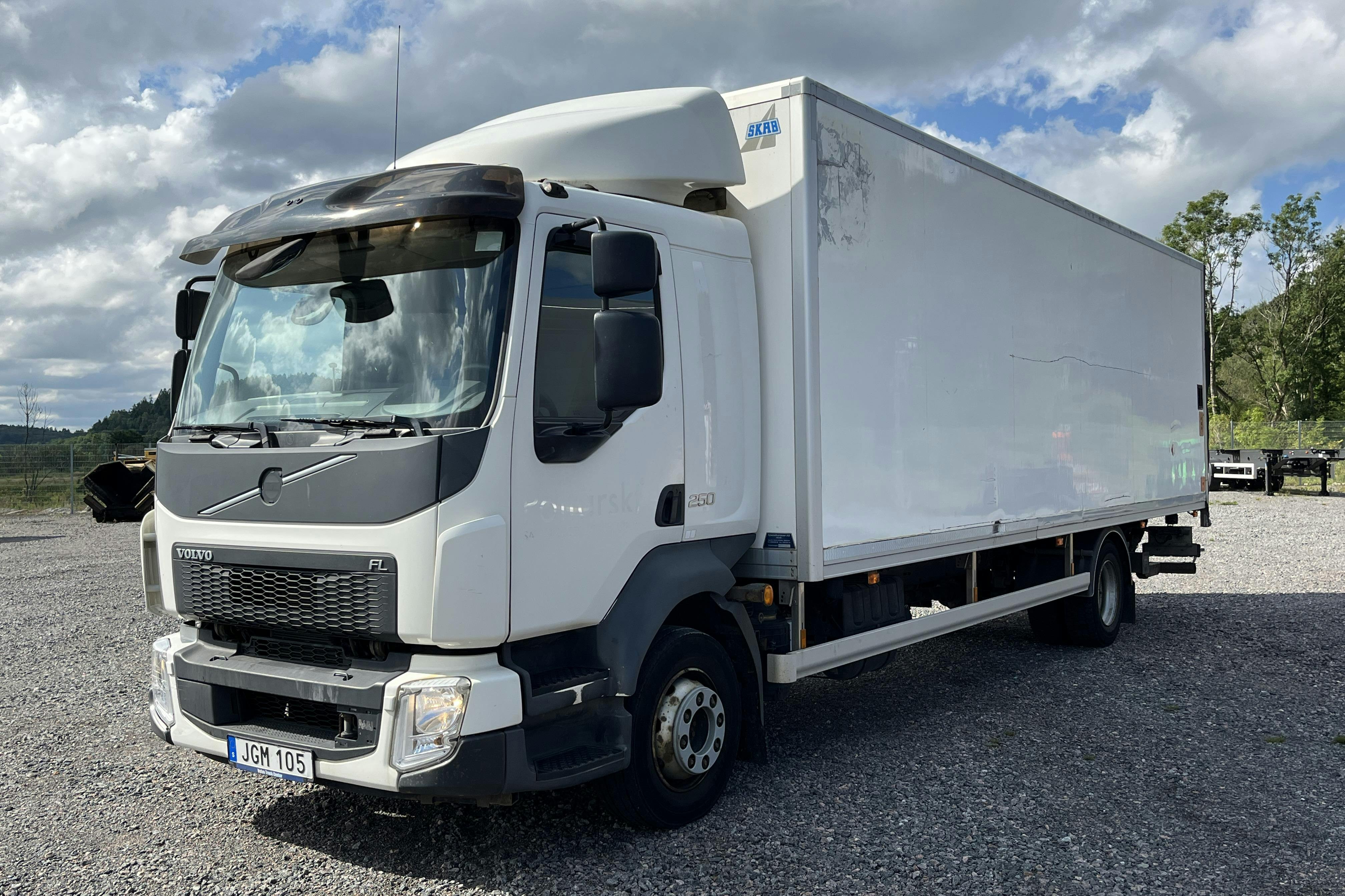 Volvo FL250 - 190 098 km - Automat - 2015