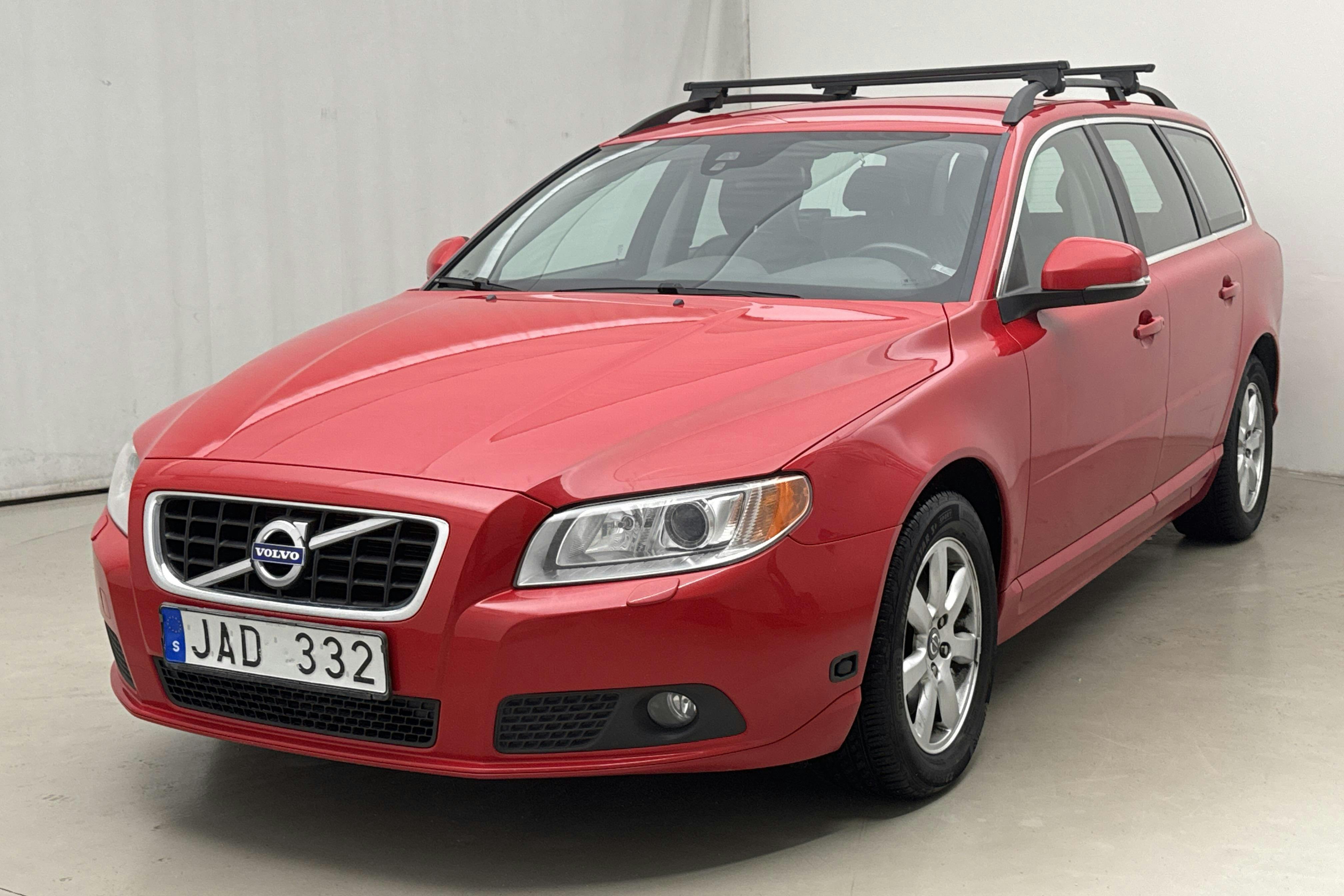 Volvo V70 II 2.0 Bi-fuel (213hk) - 20 483 mil - Automat - röd - 2013