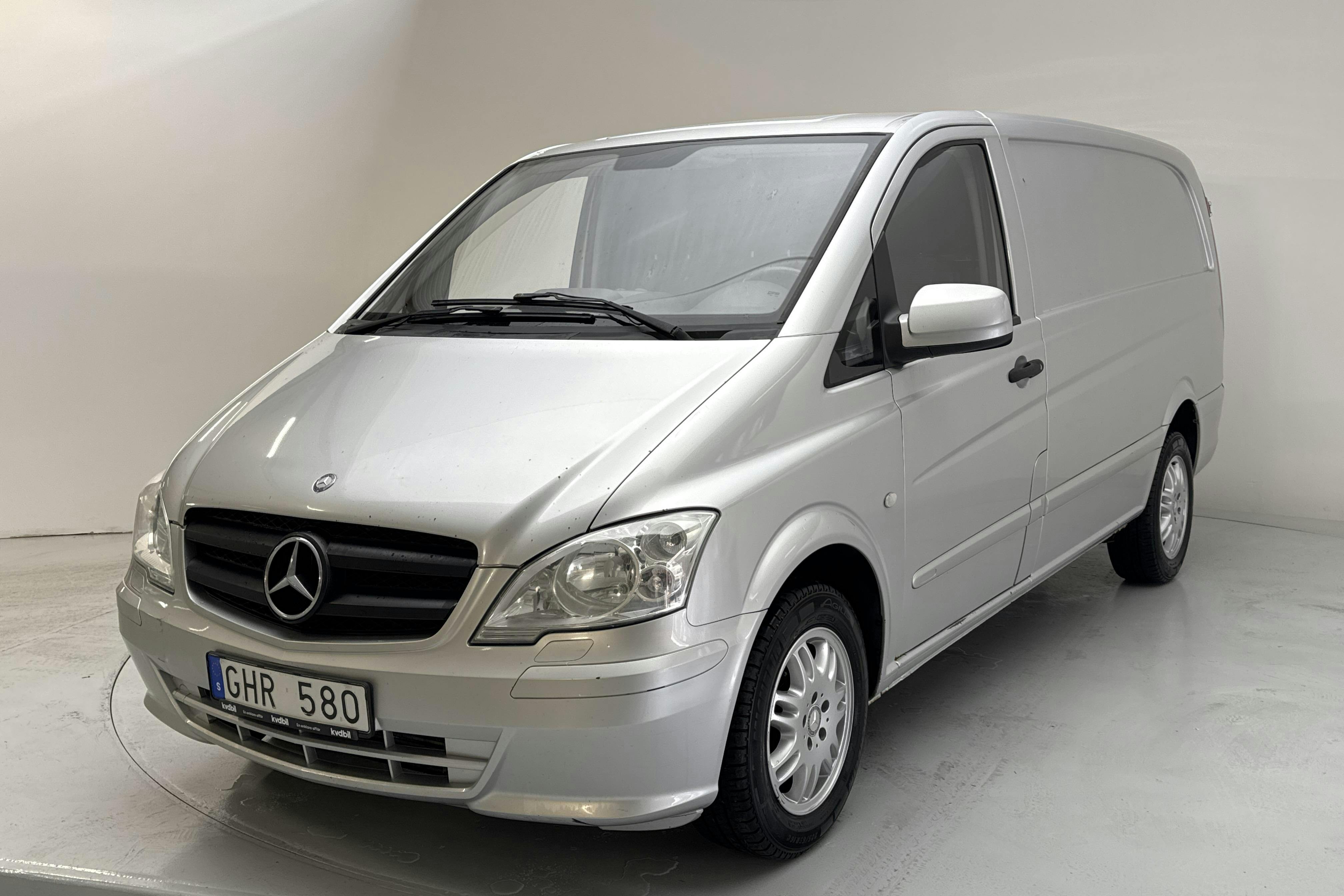 Presentation photo 1 of 11: Mercedes Vito 116 CDI W639 (163hk) - 235 130 km - Automatic - silver - 2011
