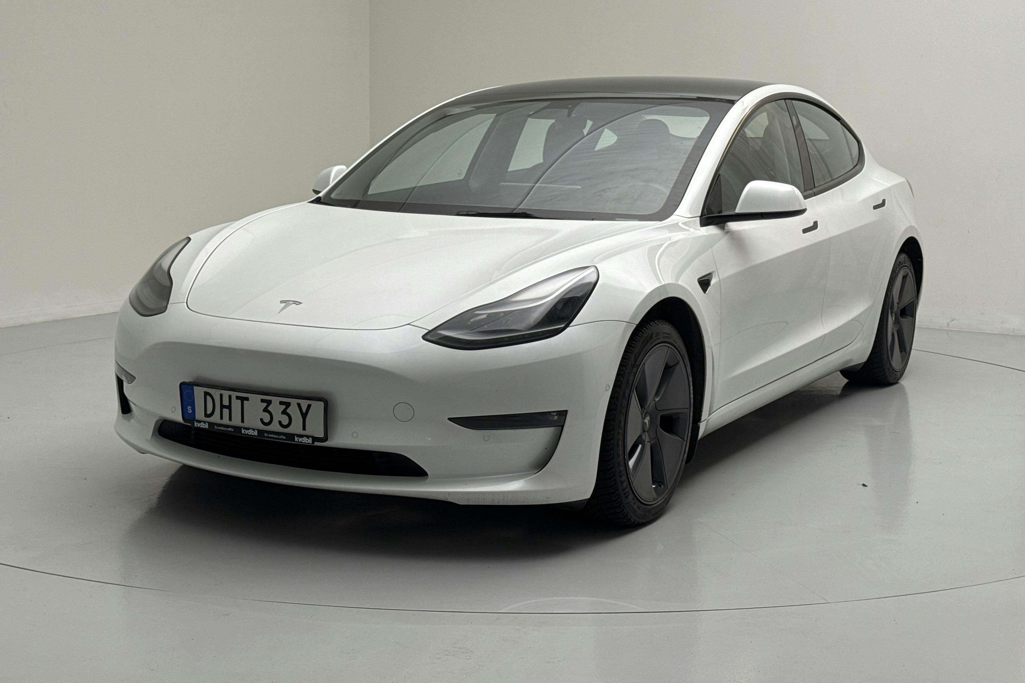 Tesla Model 3 Long Range Dual Motor AWD - 135 550 km - Automatic - white - 2021
