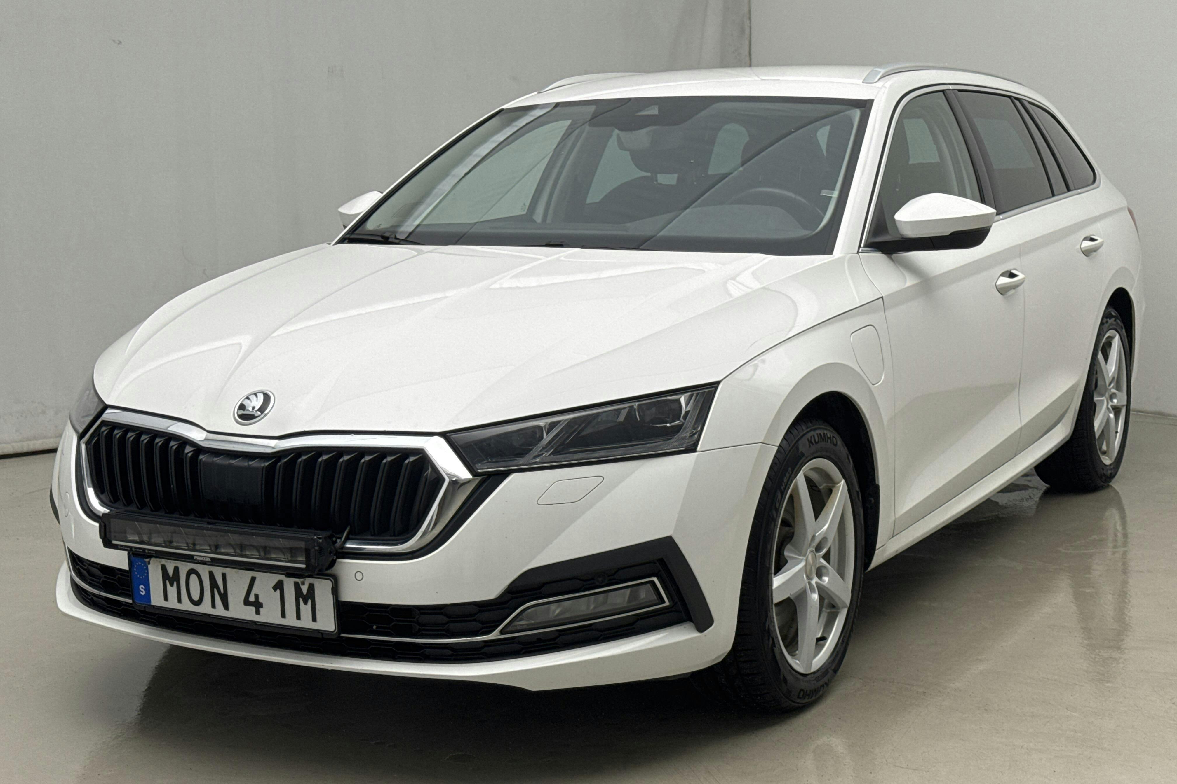 Skoda Octavia 1.4 iV PHEV Combi (204hk) - 126 660 km - Automatic - white - 2022