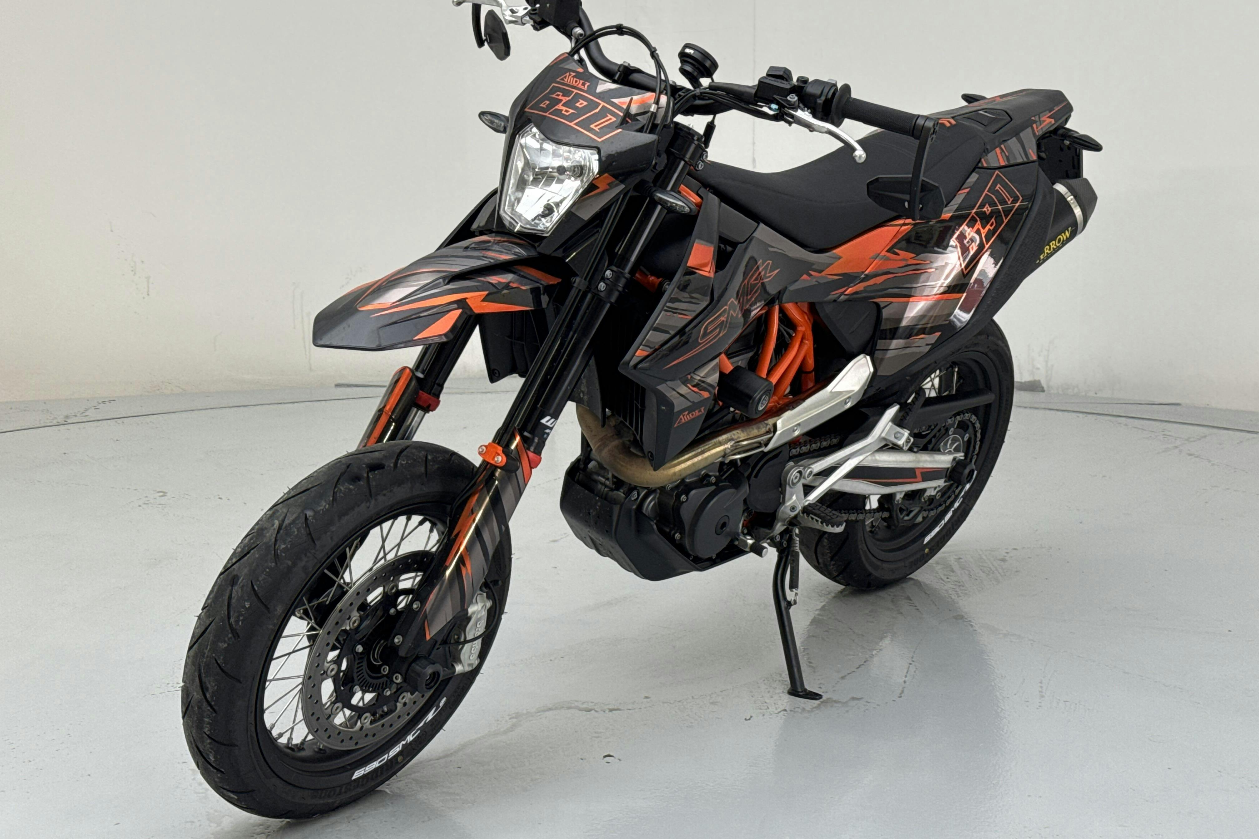 KTM 690 SMC R Motorcykel - 232 mil - Manuell - 2023