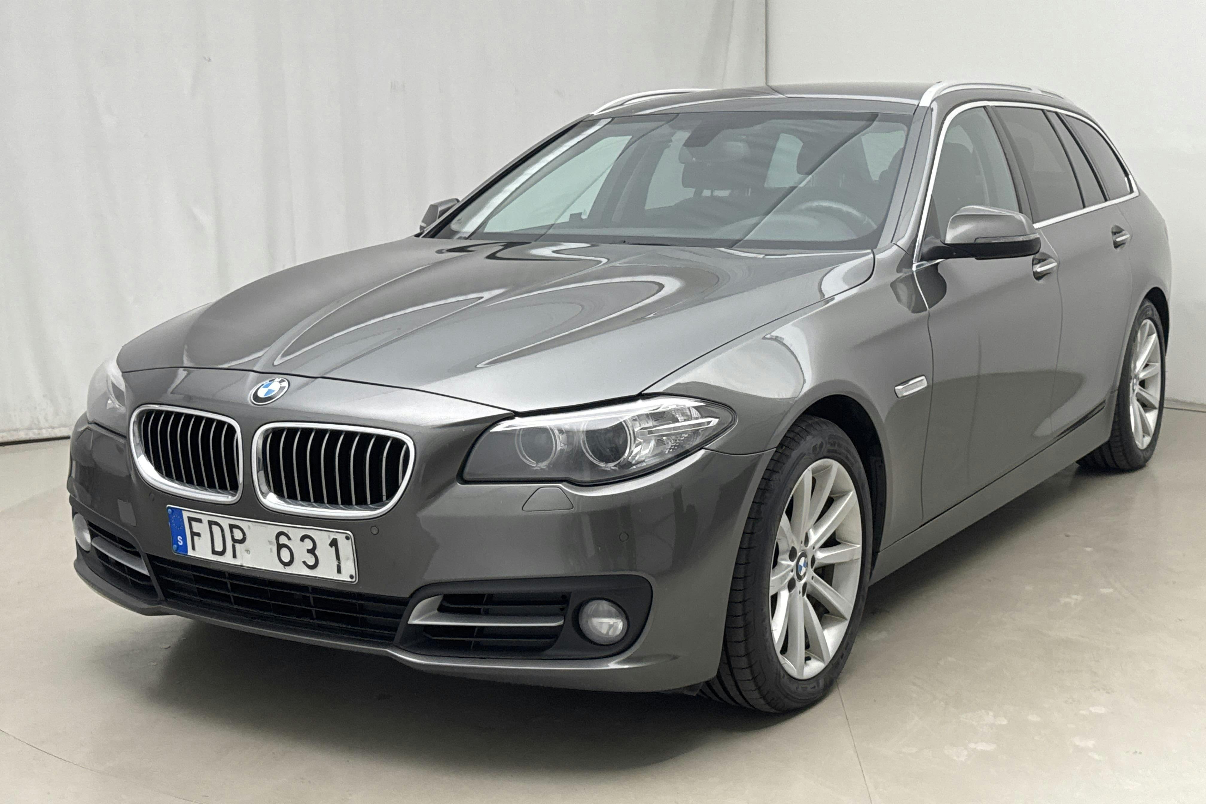 BMW 530d xDrive Touring, F11 (258hk) - 272 030 km - Automaatne - hall - 2014