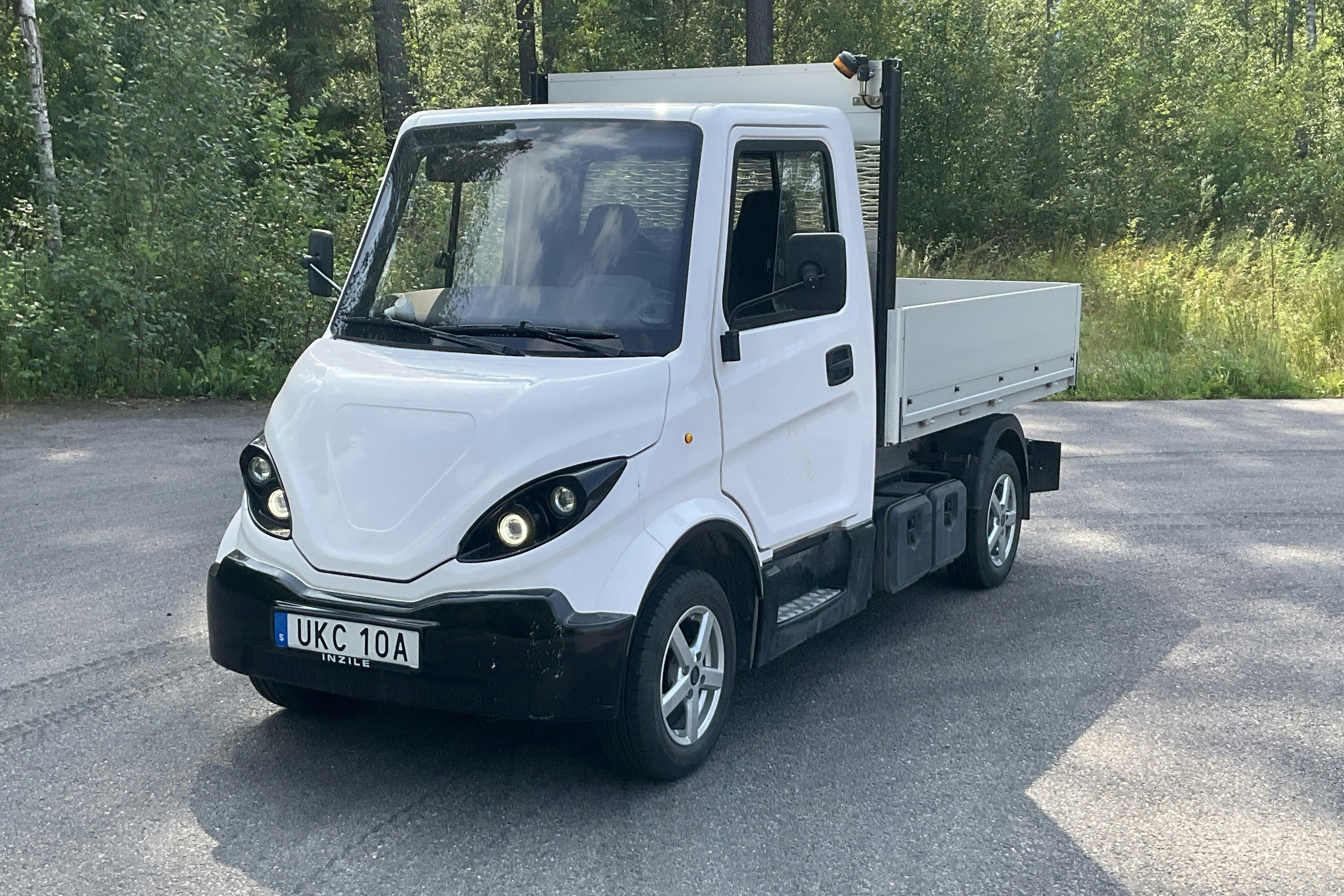 INZILE PRO4 - 5 614 km - Automat - vit - 2021