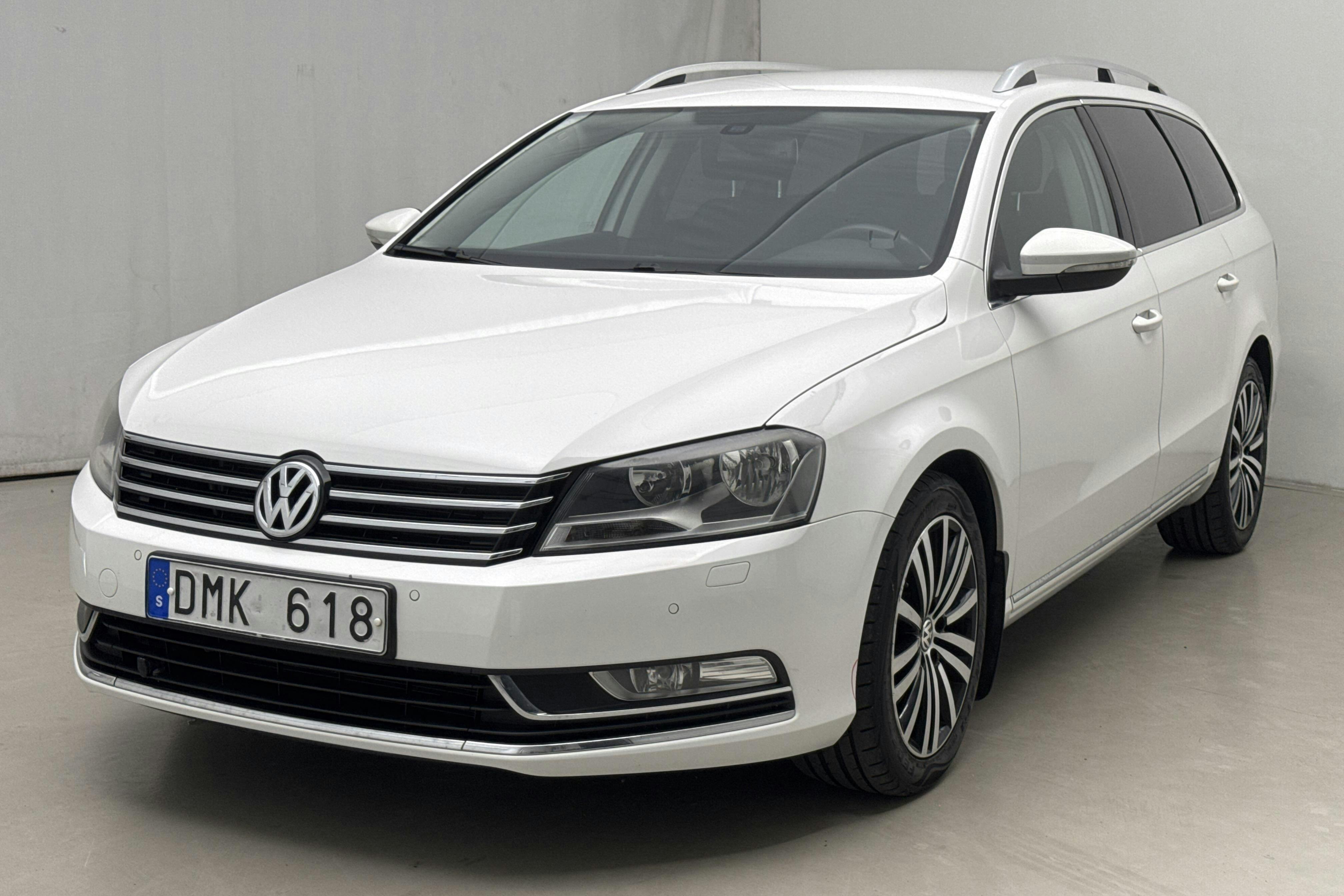 VW Passat 1.4 TSI EcoFuel Variant (150hk) - 13 048 mil - Automat - vit - 2013