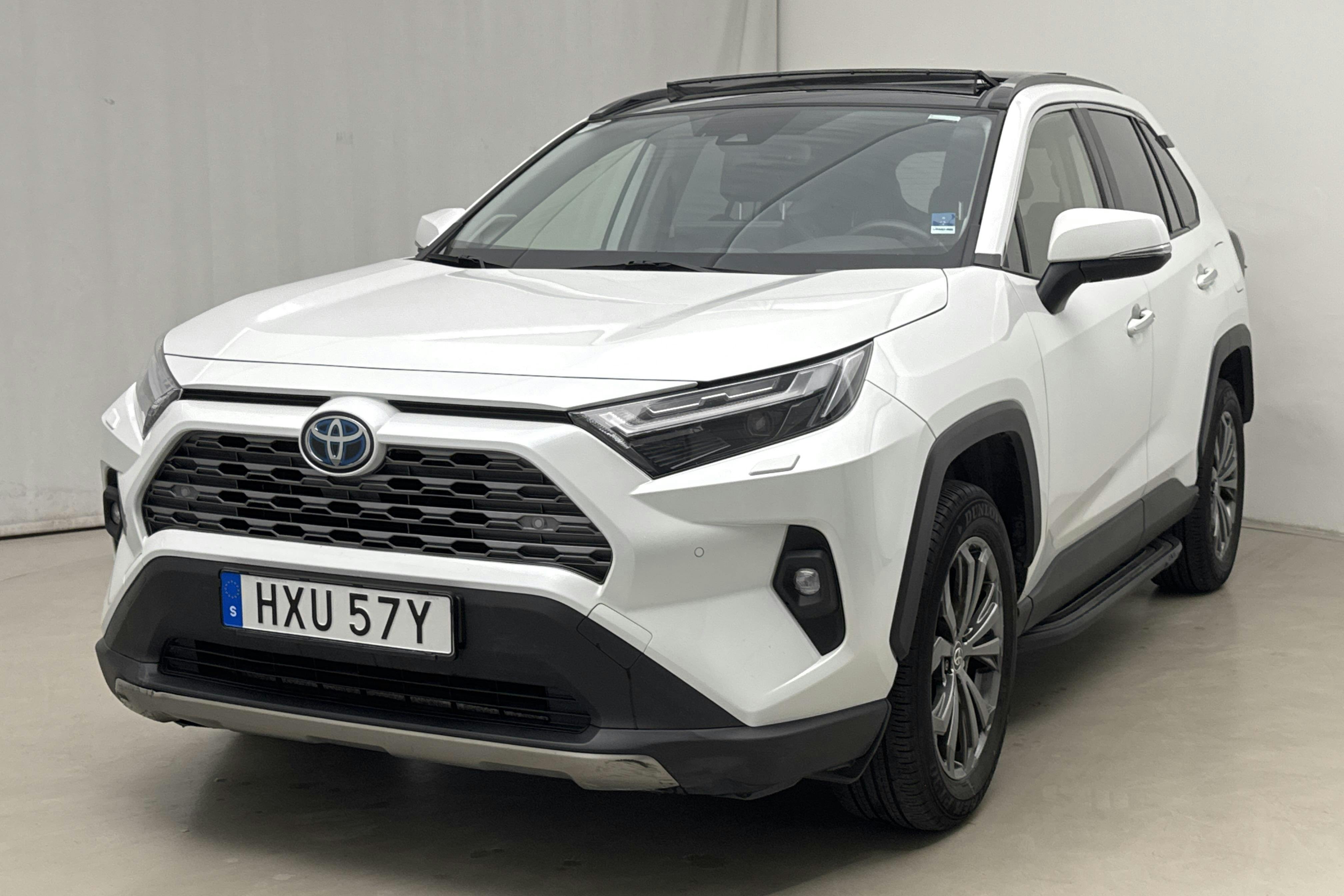 Toyota RAV4 2.5 HSD AWD (222hk) - 183 720 km - Automatic - white - 2023