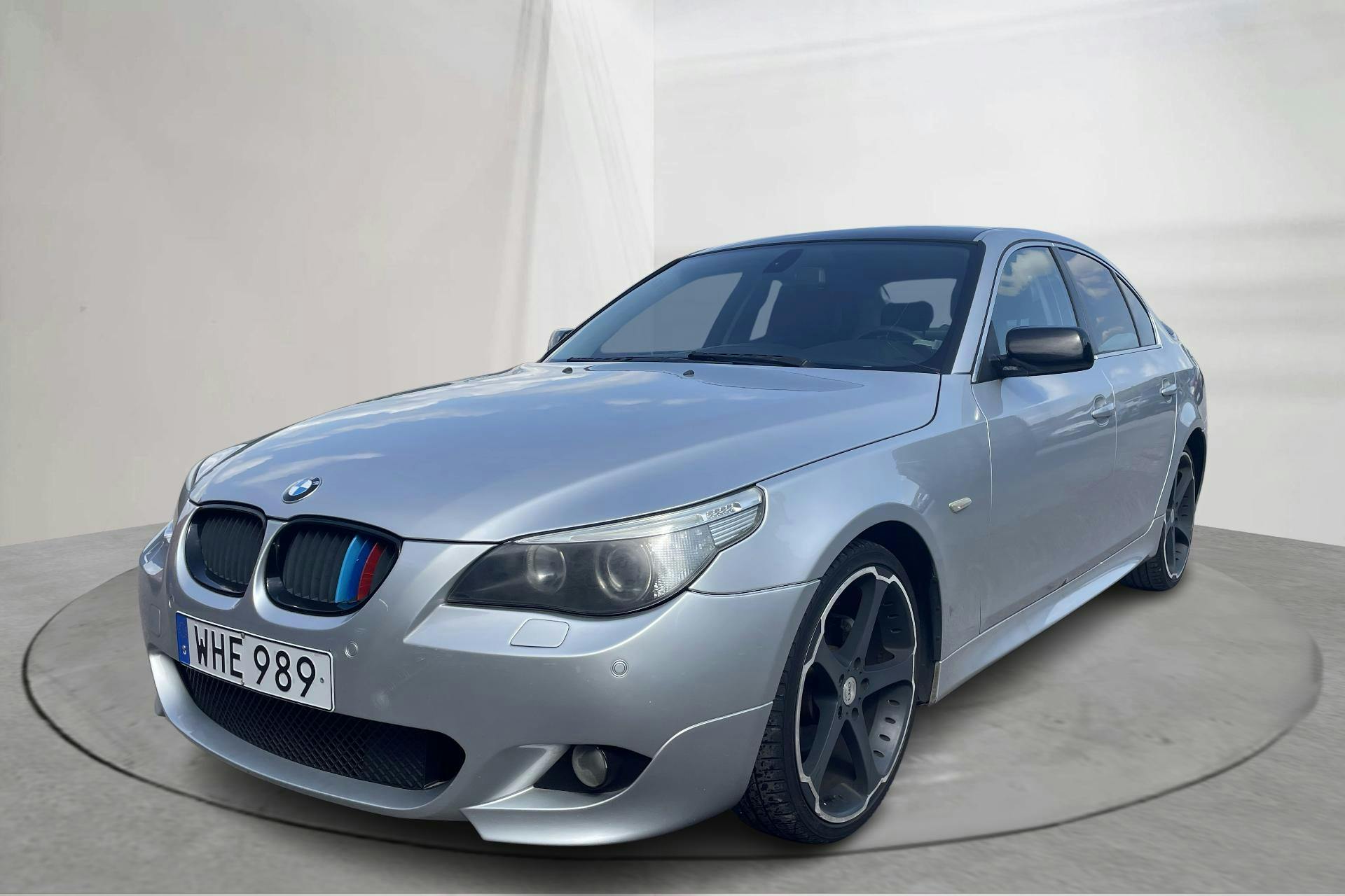 BMW 530i Sedan, E60 (231hk) - 18 008 mil - Automat - silver - 2004