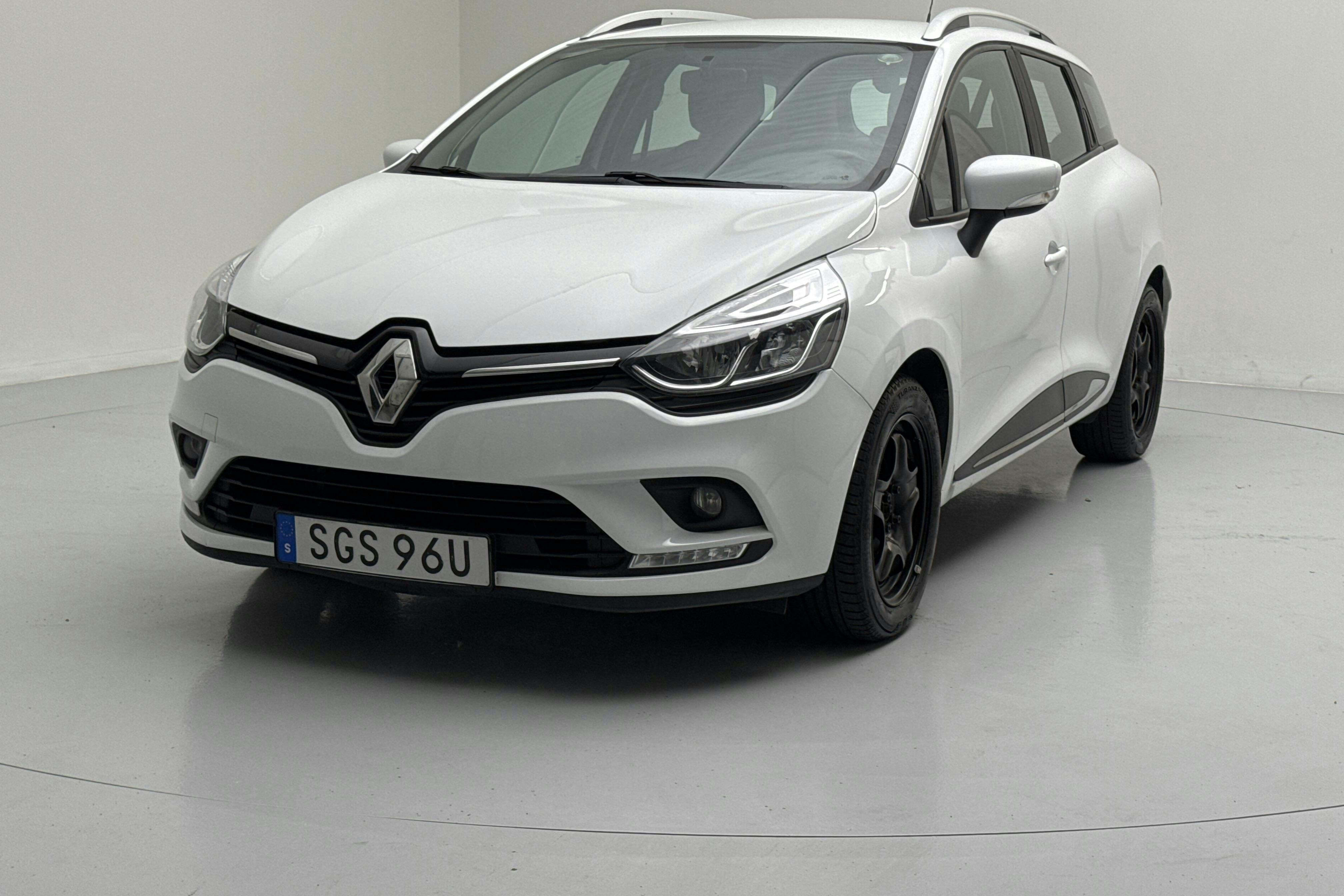 Renault Clio IV 0.9 TCe 90 5dr (90hk) - 82 480 km - Automatic - white - 2020