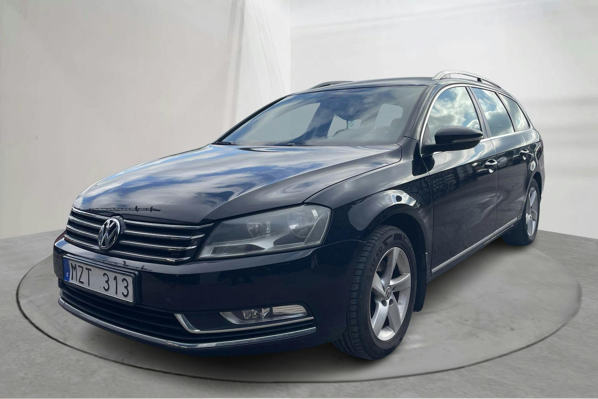 VW Passat 1.4 TSI EcoFuel Variant (150hk) - 152 570 km - Manual - black - 2011