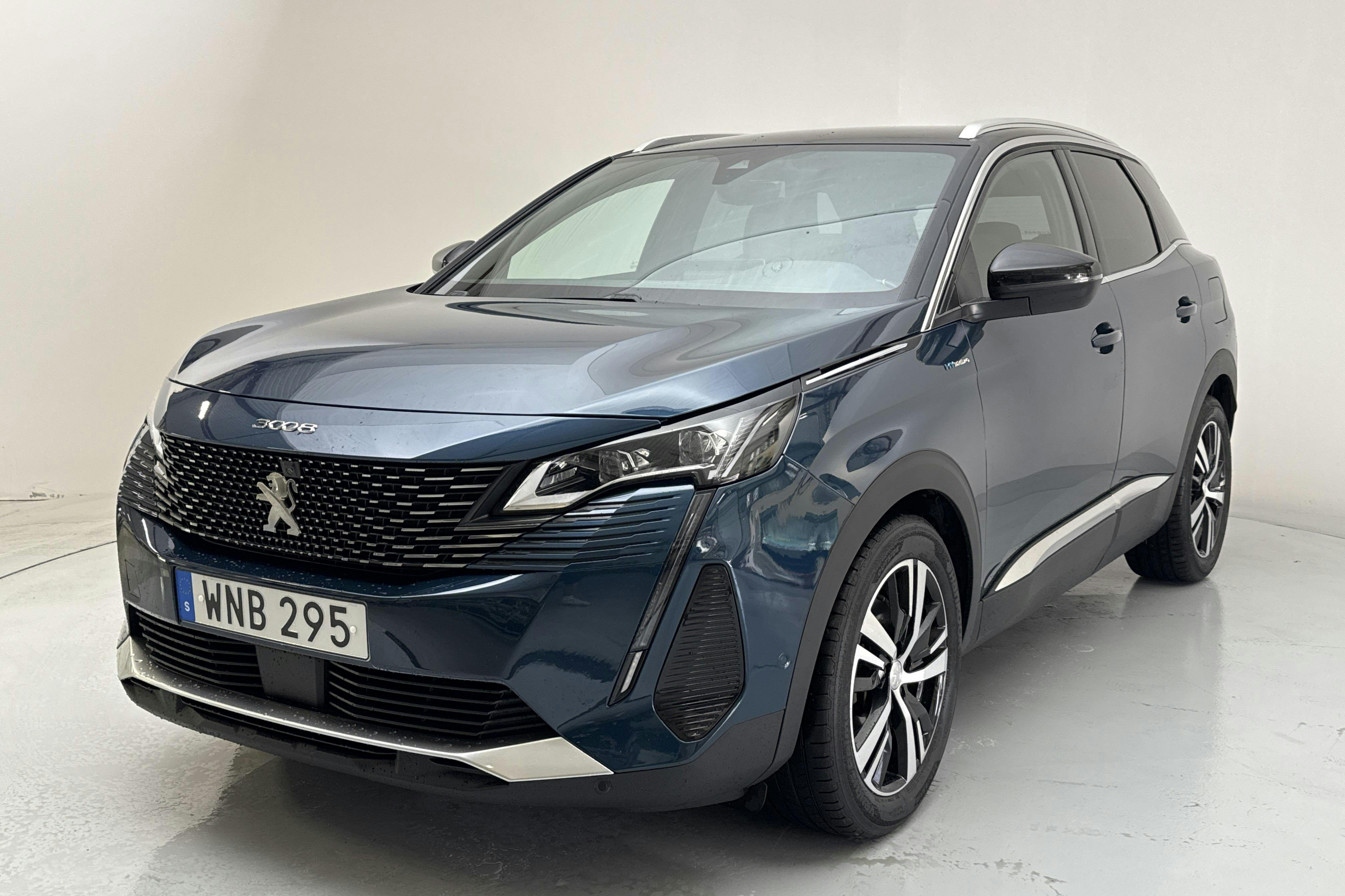 Peugeot 3008 1.6 Plug-in Hybrid 4 (300hk) - 80 140 km - Automatic - blue - 2021