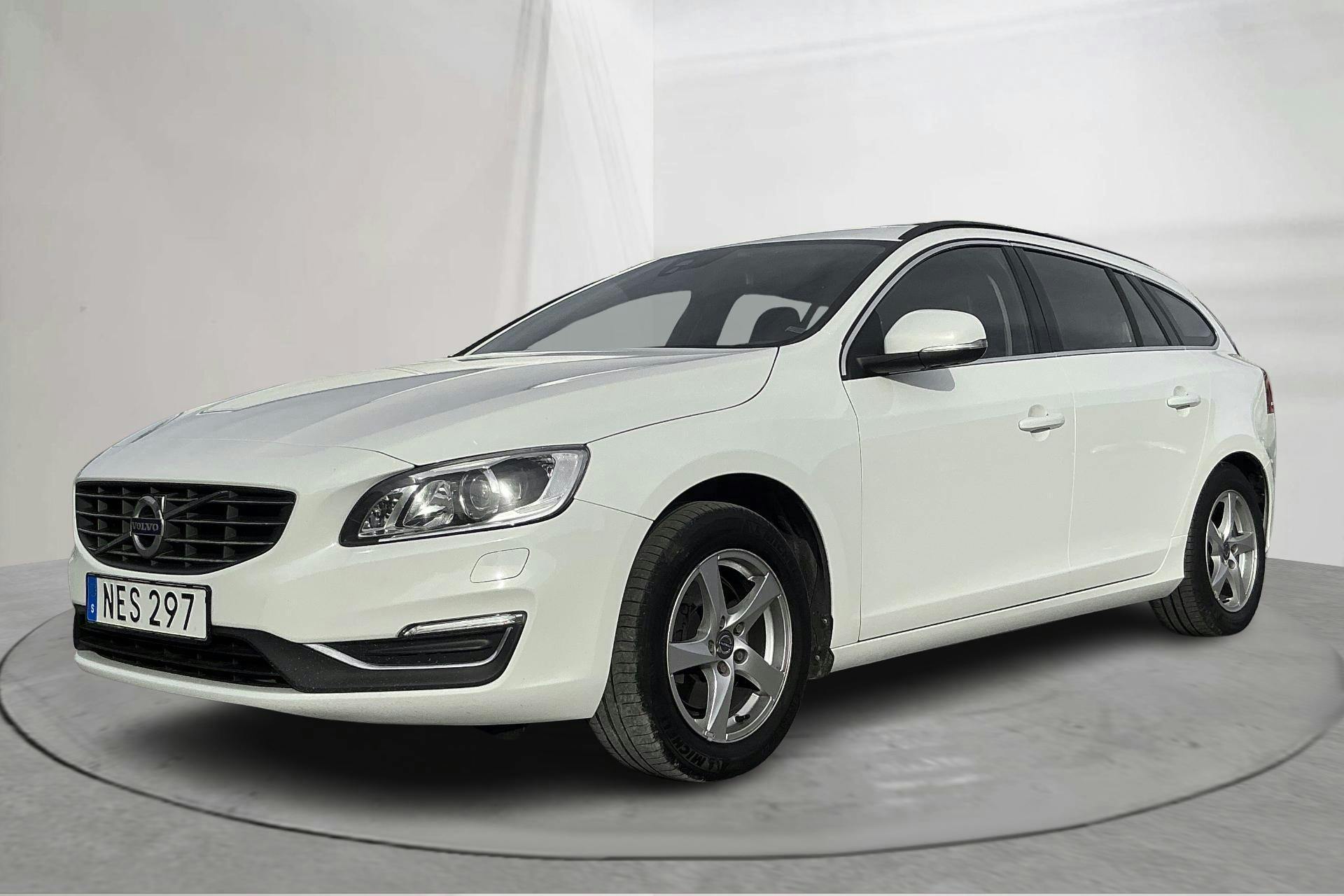 Volvo V60 D4 (190hk) - 13 262 mil - Automat - vit - 2016