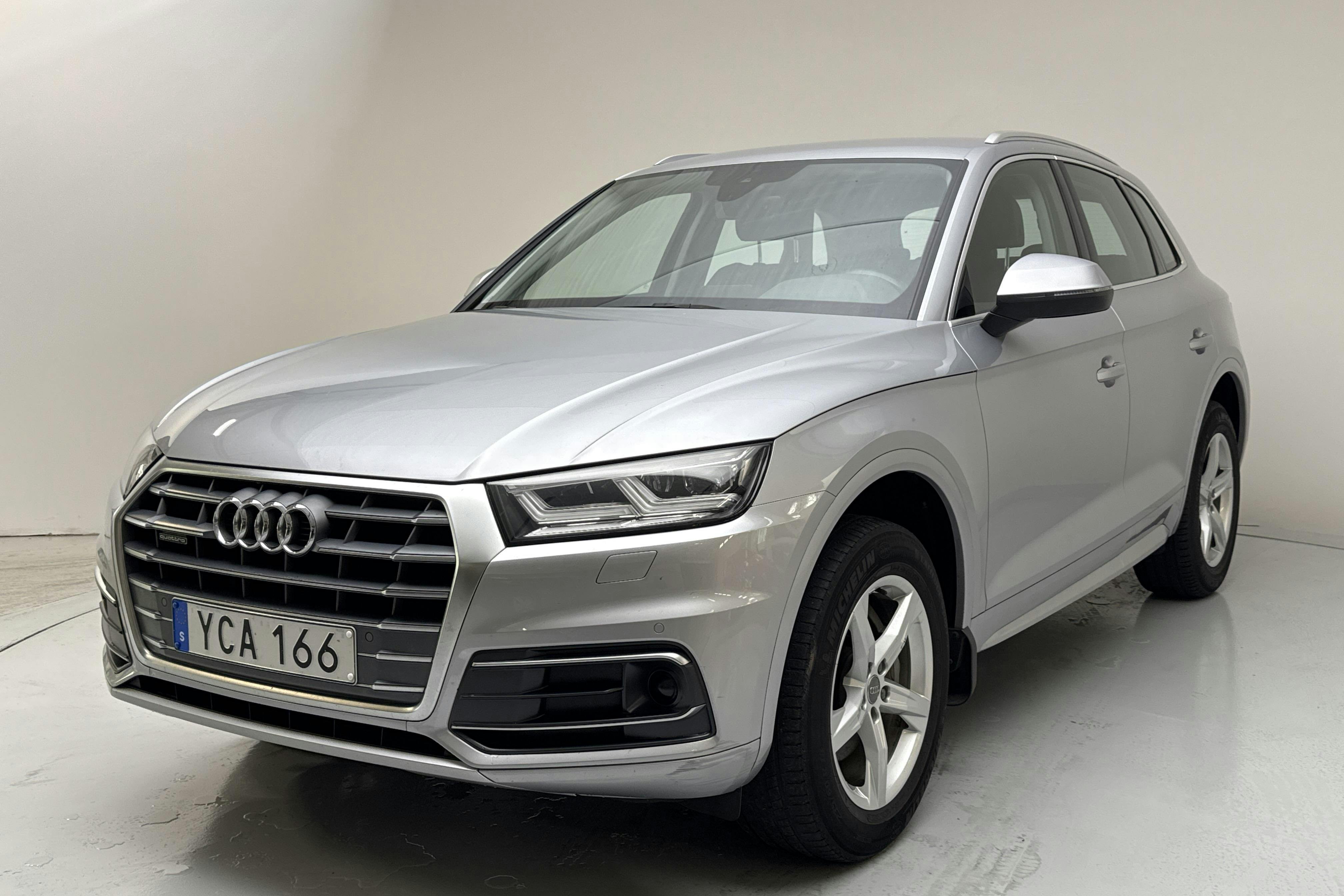 Audi Q5 2.0 TDI quattro (190hk) - 14 600 mil - Automat - silver - 2018