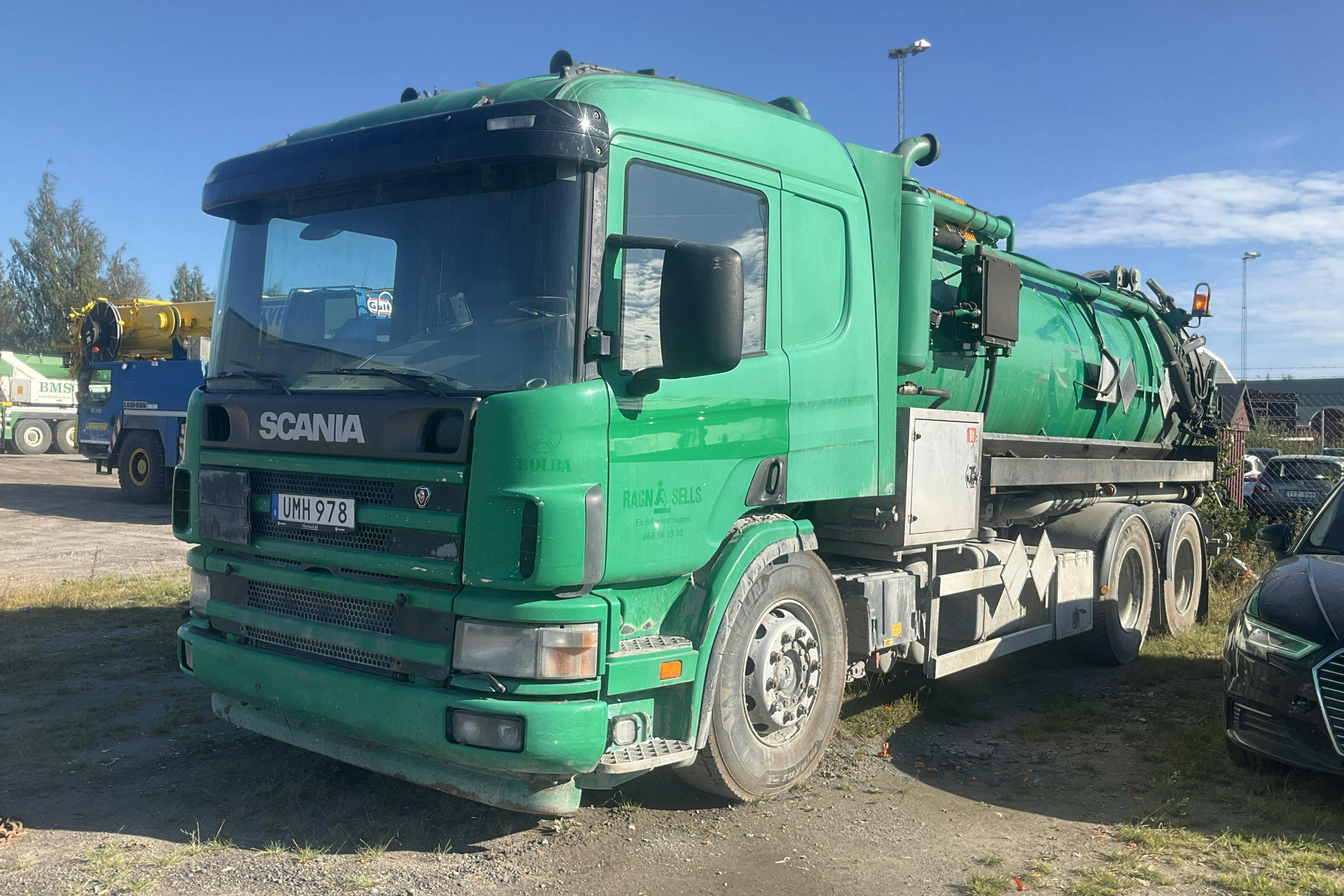 Scania P124GB6X2NB420 - 657 395 km - Manuell - 2004