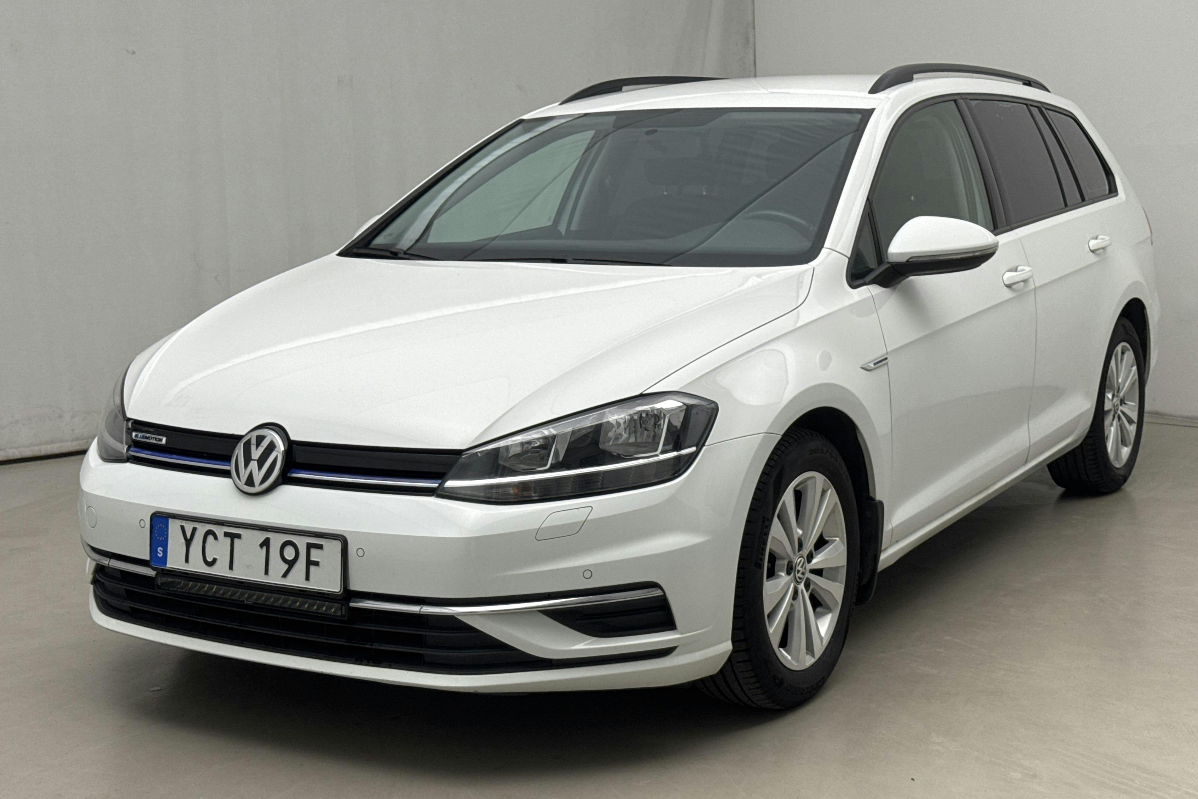 VW Golf VII 1.5 TGI Sportscombi (130hk) - 15 275 mil - Automat - vit - 2020