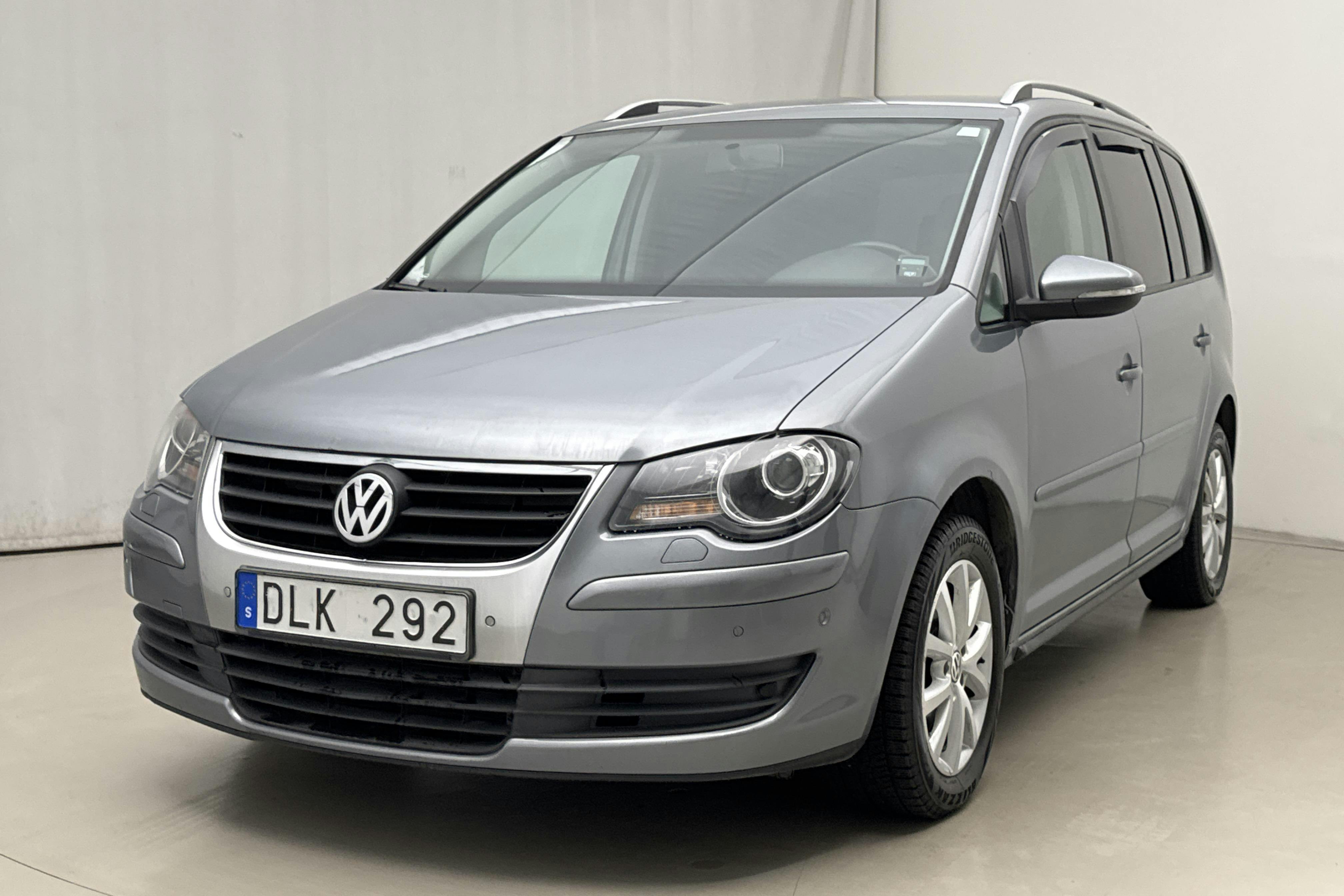 VW Touran 1.4 TSI (140hk) - 166 540 km - Automaatne - Dark Grey - 2010