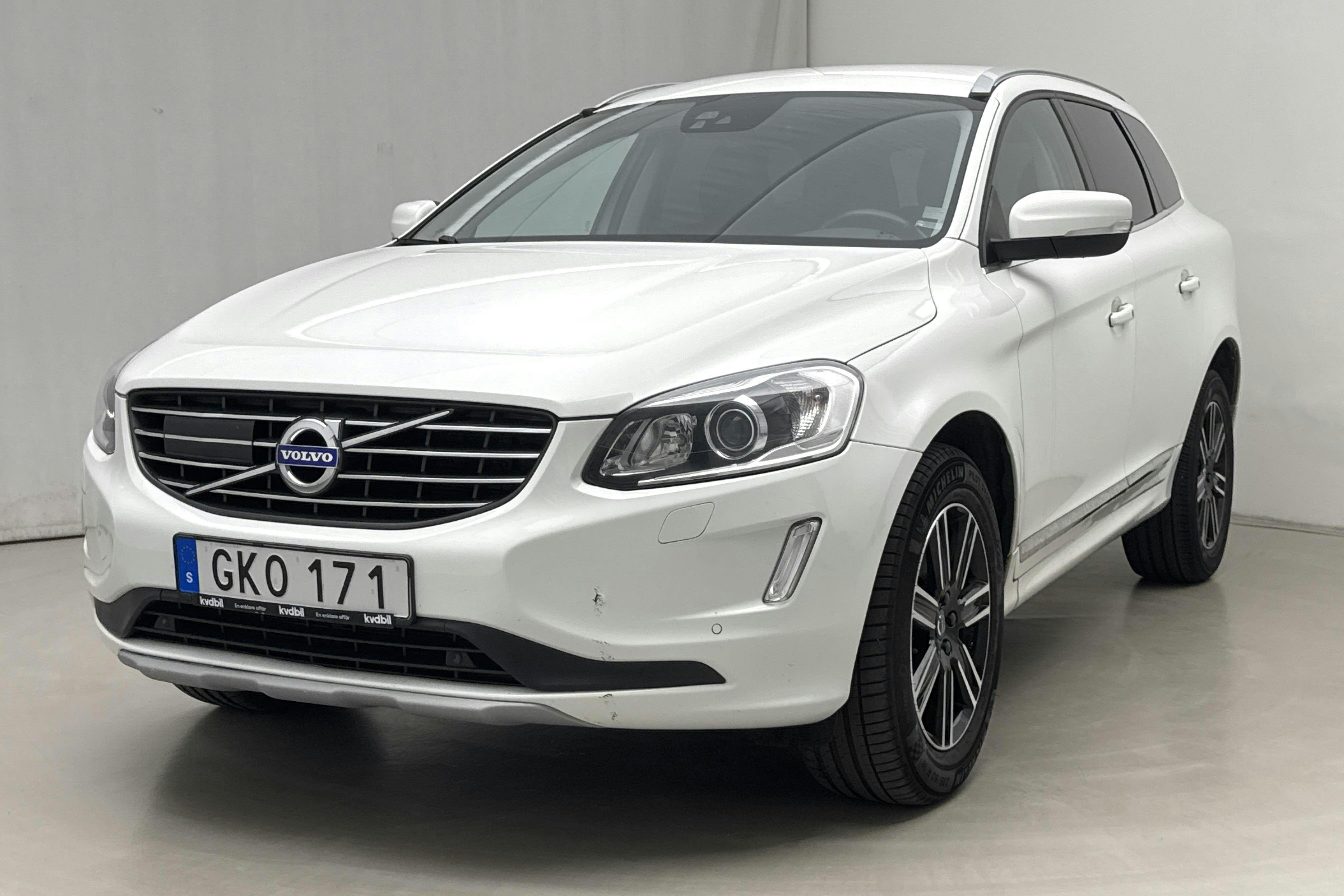 Volvo XC60 D4 AWD (190hk) - 15 822 mil - Automat - vit - 2017