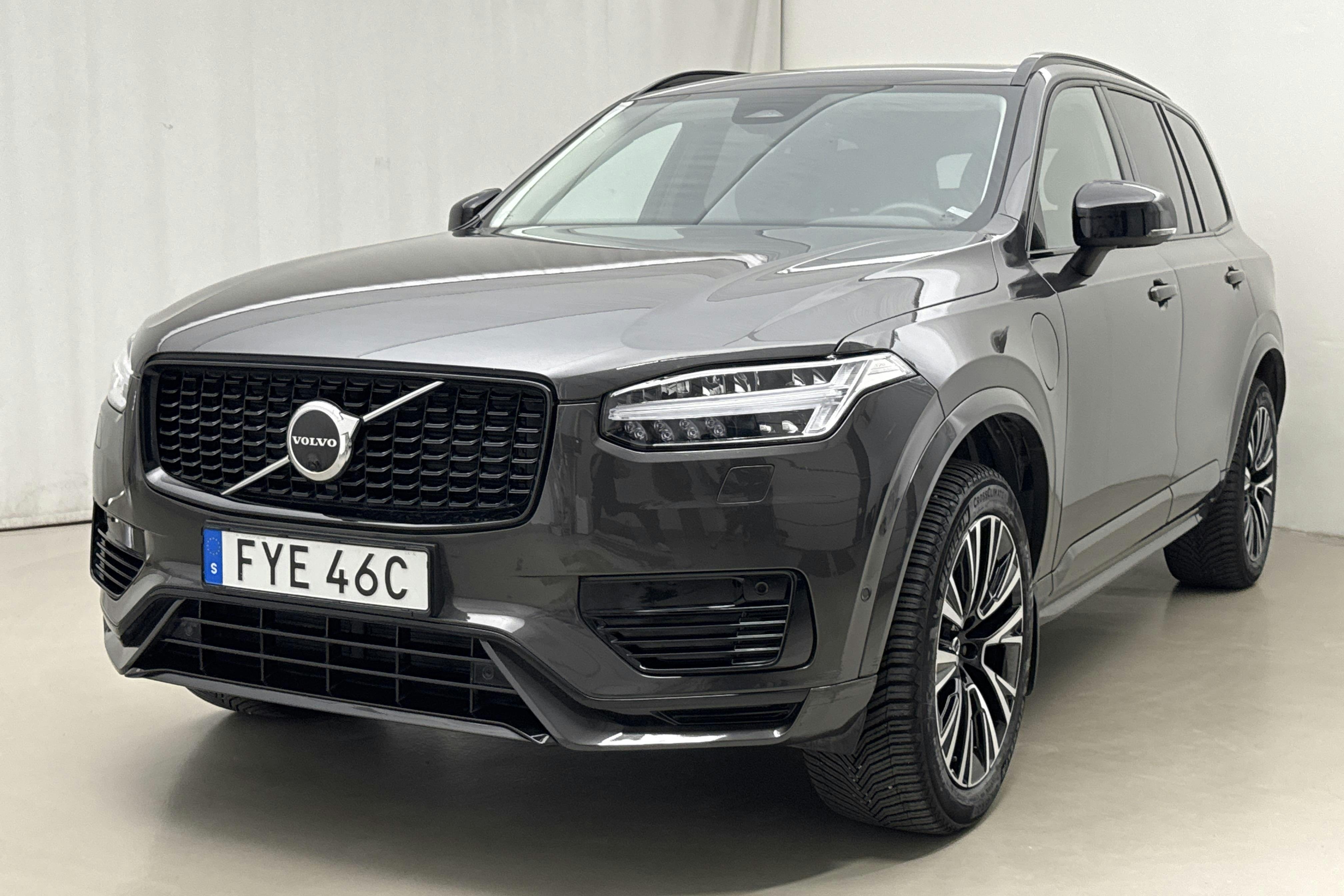 Volvo XC90 T8 AWD Recharge (455hk) - 5 218 mil - Automat - grå - 2023