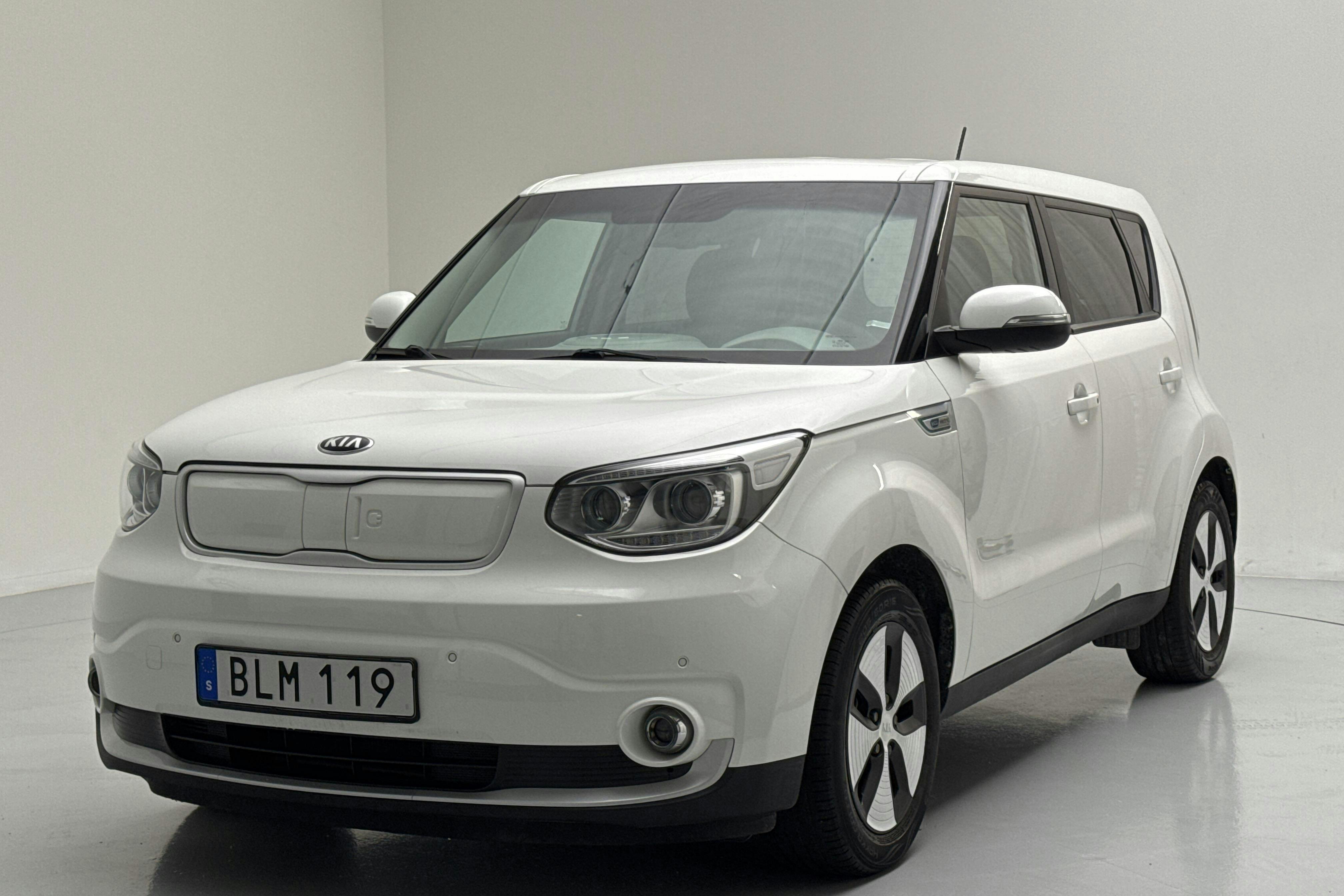 KIA Soul EV 30 kWh (110hk) - 10 845 mil - Automat - vit - 2018