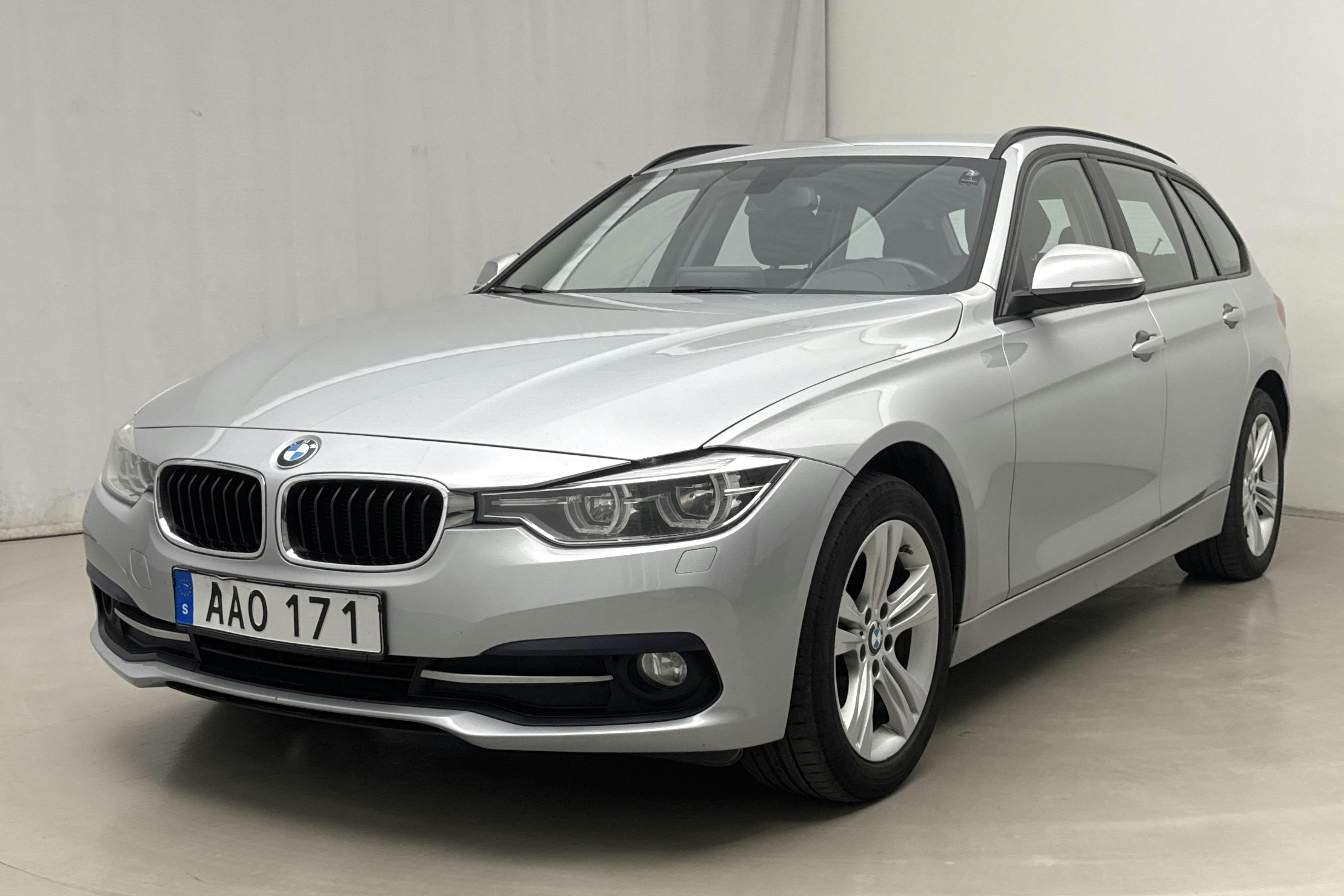 BMW 318d xDrive Touring, F31 (150hk) - 16 281 mil - Manuell - silver - 2016