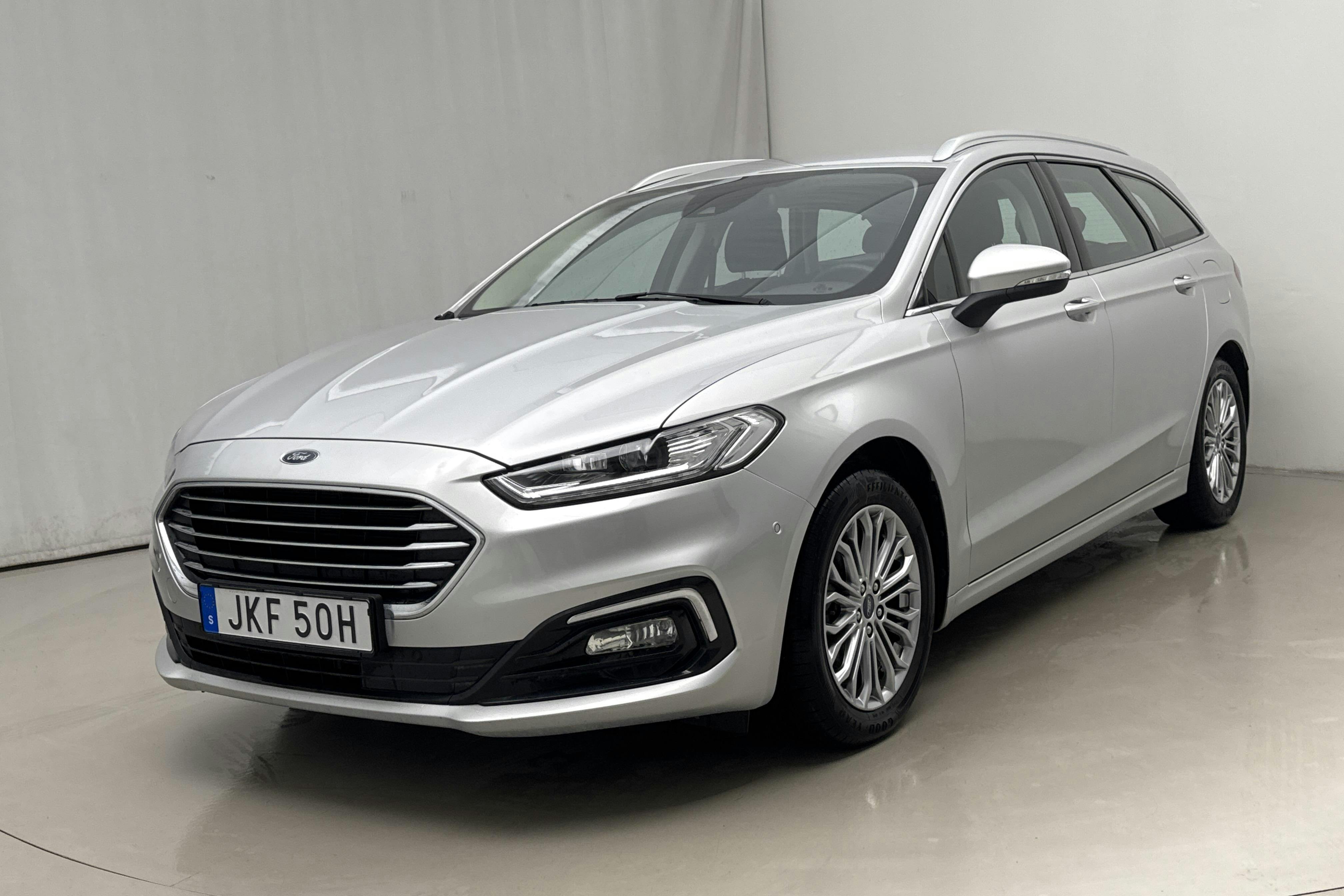 Ford Mondeo 2.0 HEV Kombi (187hk) - 46 140 km - Automatic - gray - 2022