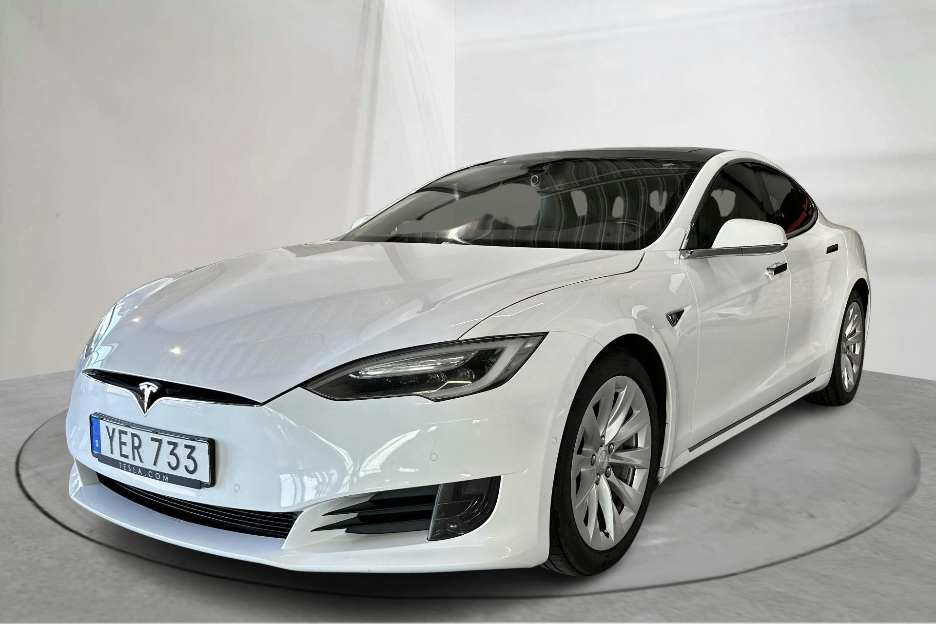 Tesla Model S 75D - 21 491 mil - Automat - vit - 2016