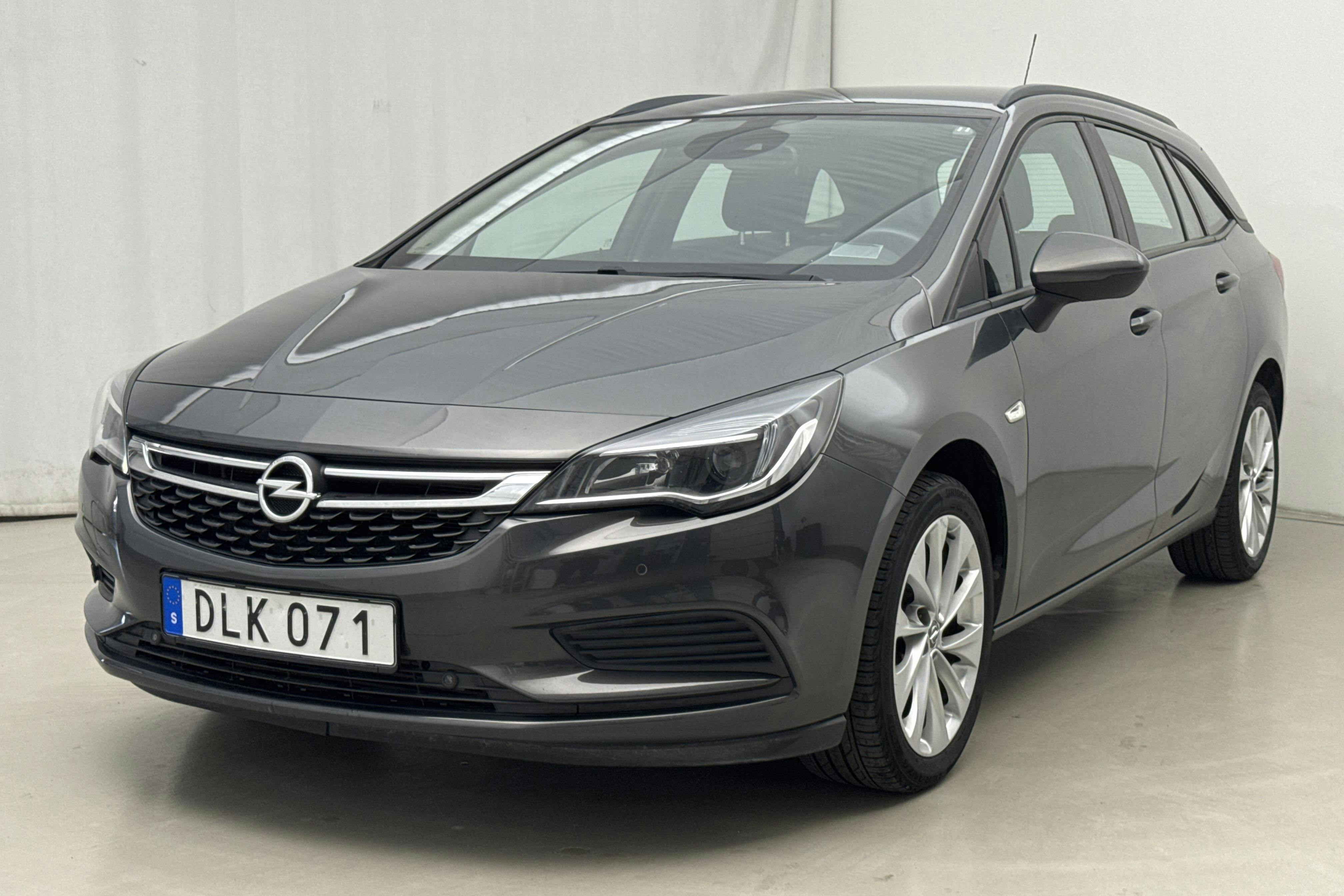 Opel Astra 1.4 Turbo ECOTEC SportsTourer (150hk) - 74 120 km - Automaatne - hall - 2016