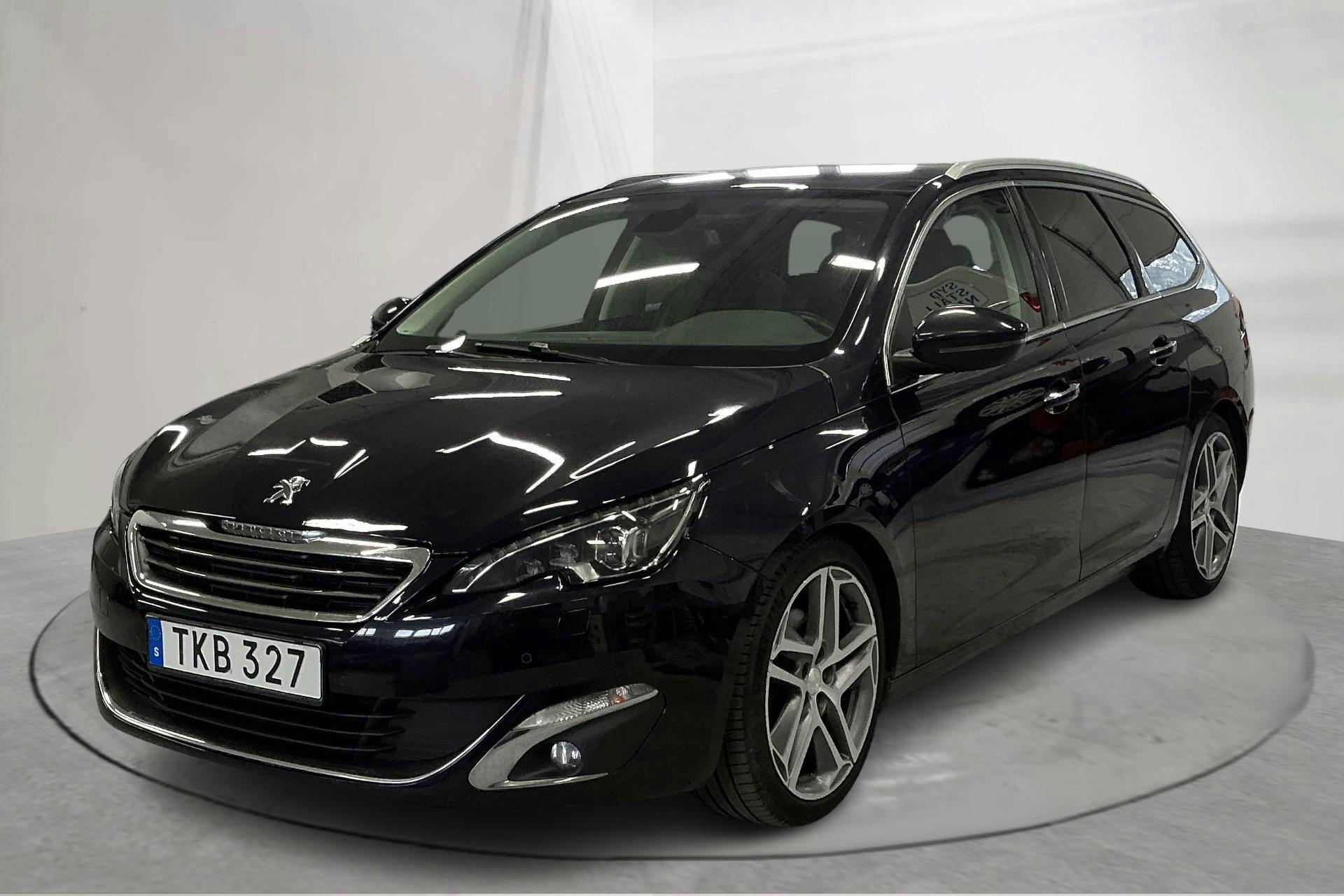 Peugeot 308 SW BlueHDi (150hk) - 19 389 mil - Automat - Dark Blue - 2015