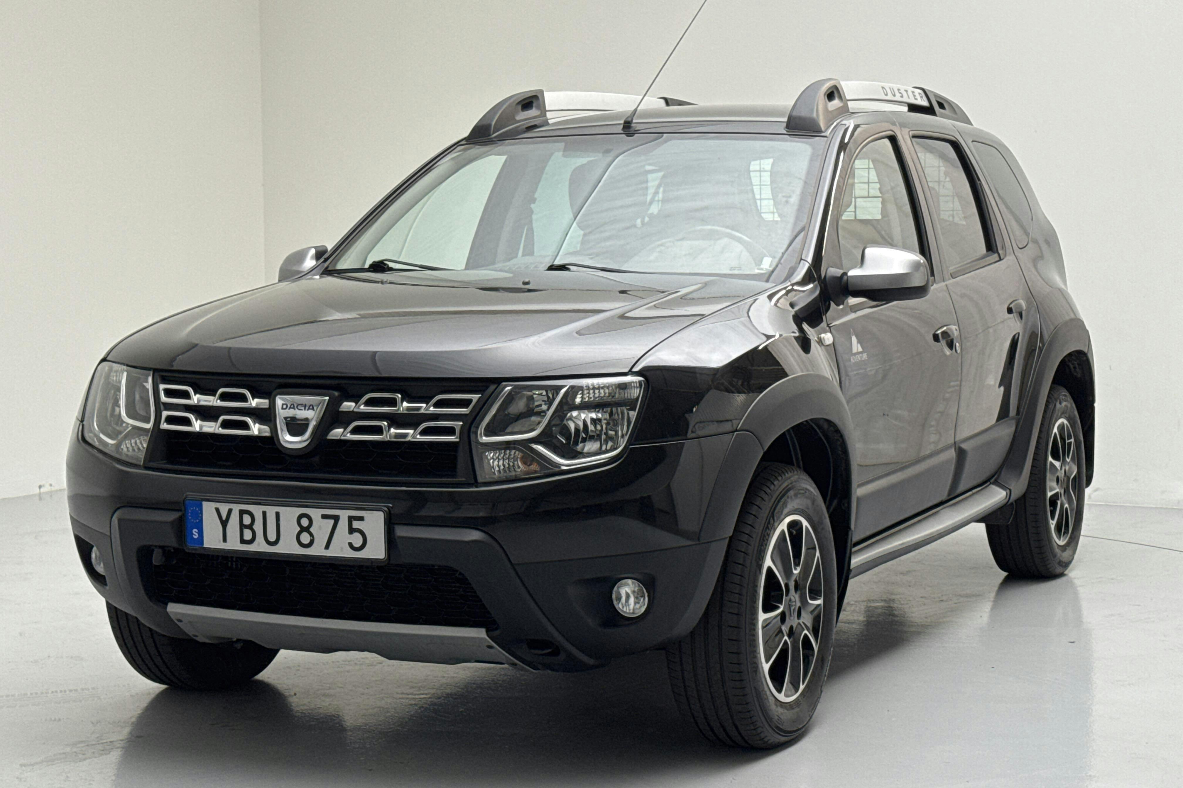 Dacia Duster 1.5 dCi 4x4 (109hk) - 16 862 mil - Automat - svart - 2016