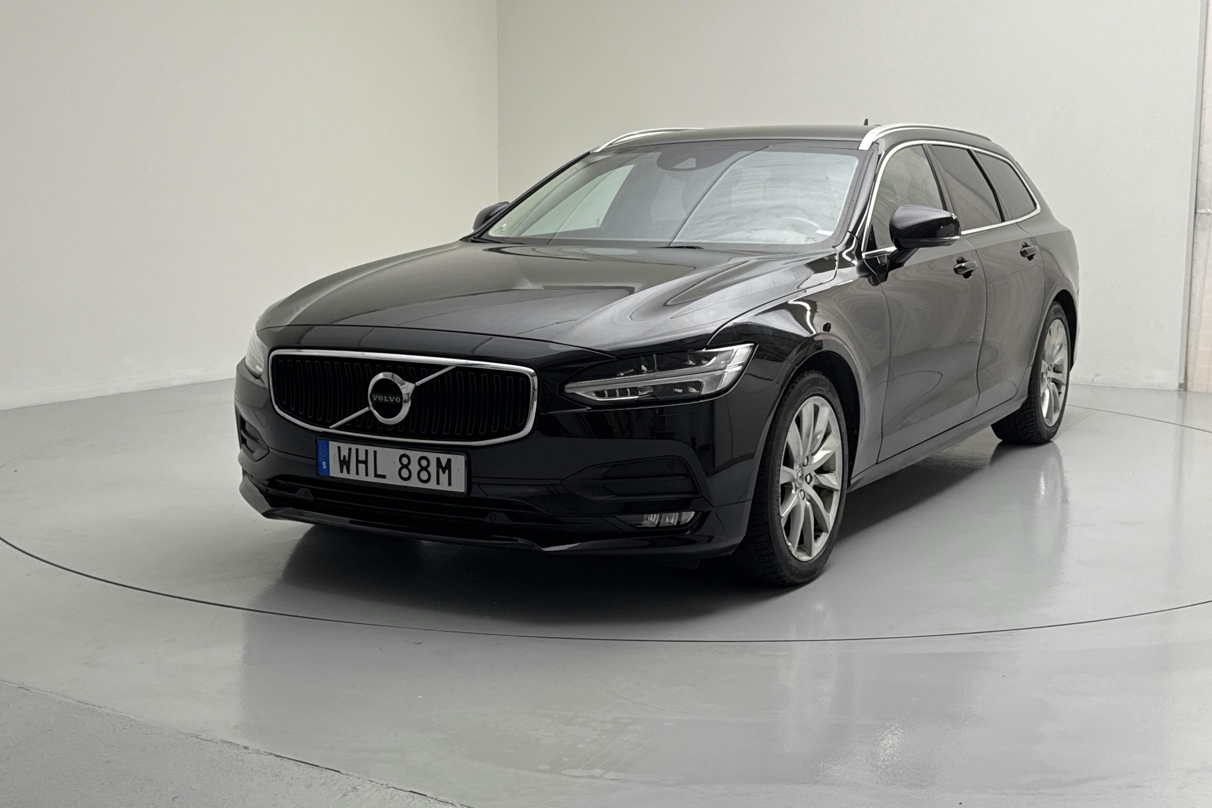 Volvo V90 D4 (190hk) - 185 700 km - Automatic - black - 2019