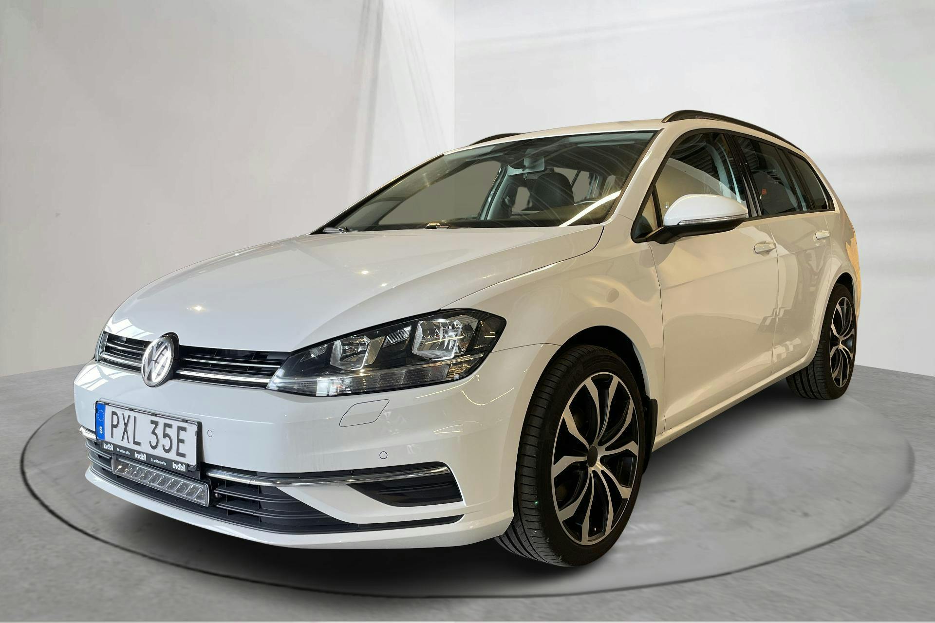 VW Golf VII 1.5 TSI Sportscombi (150hk) - 10 122 mil - Automat - vit - 2020