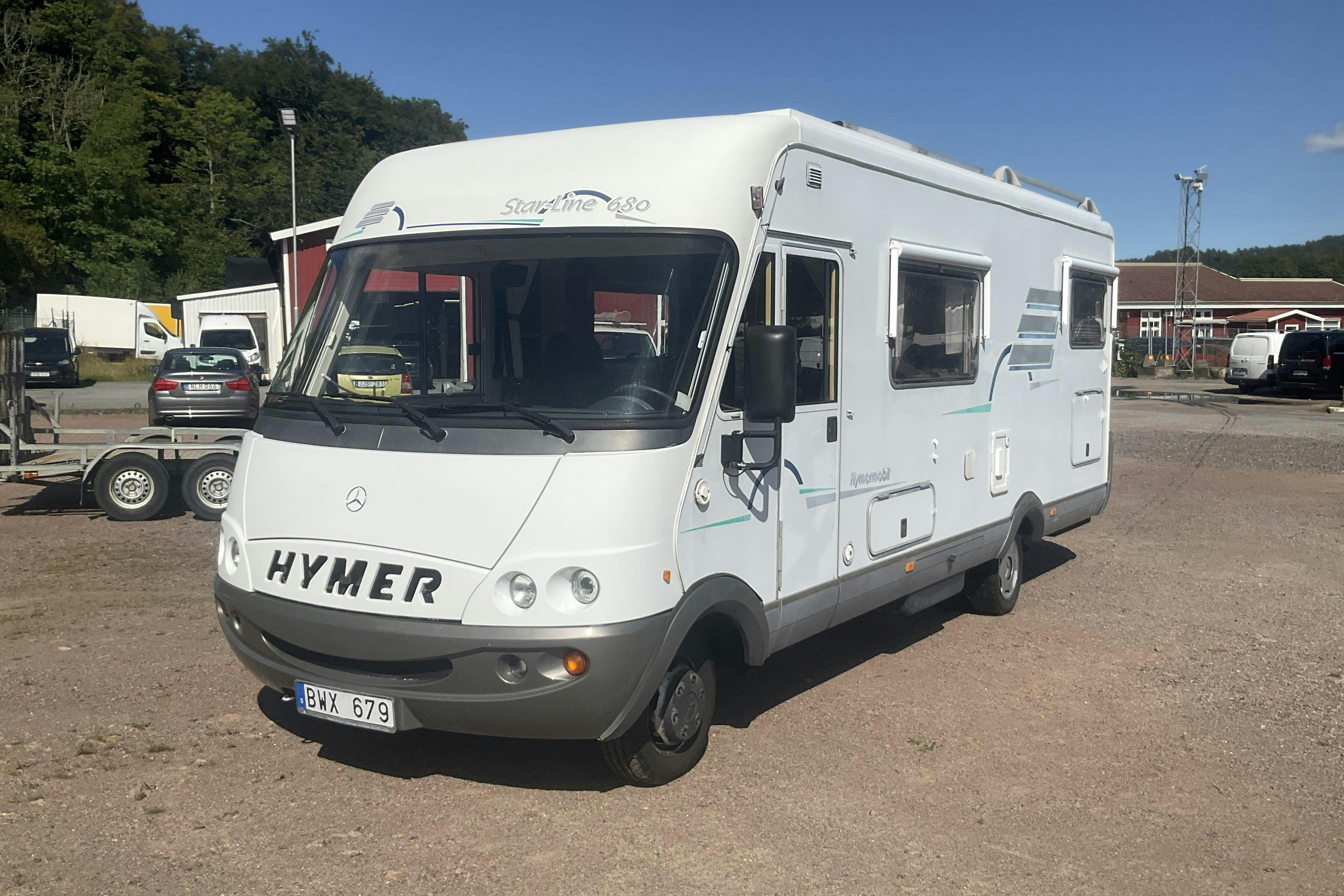 MERCEDES-BENZ HYMER Star-Line 680 Husbil - 10 053 mil - Automat - vit - 2002