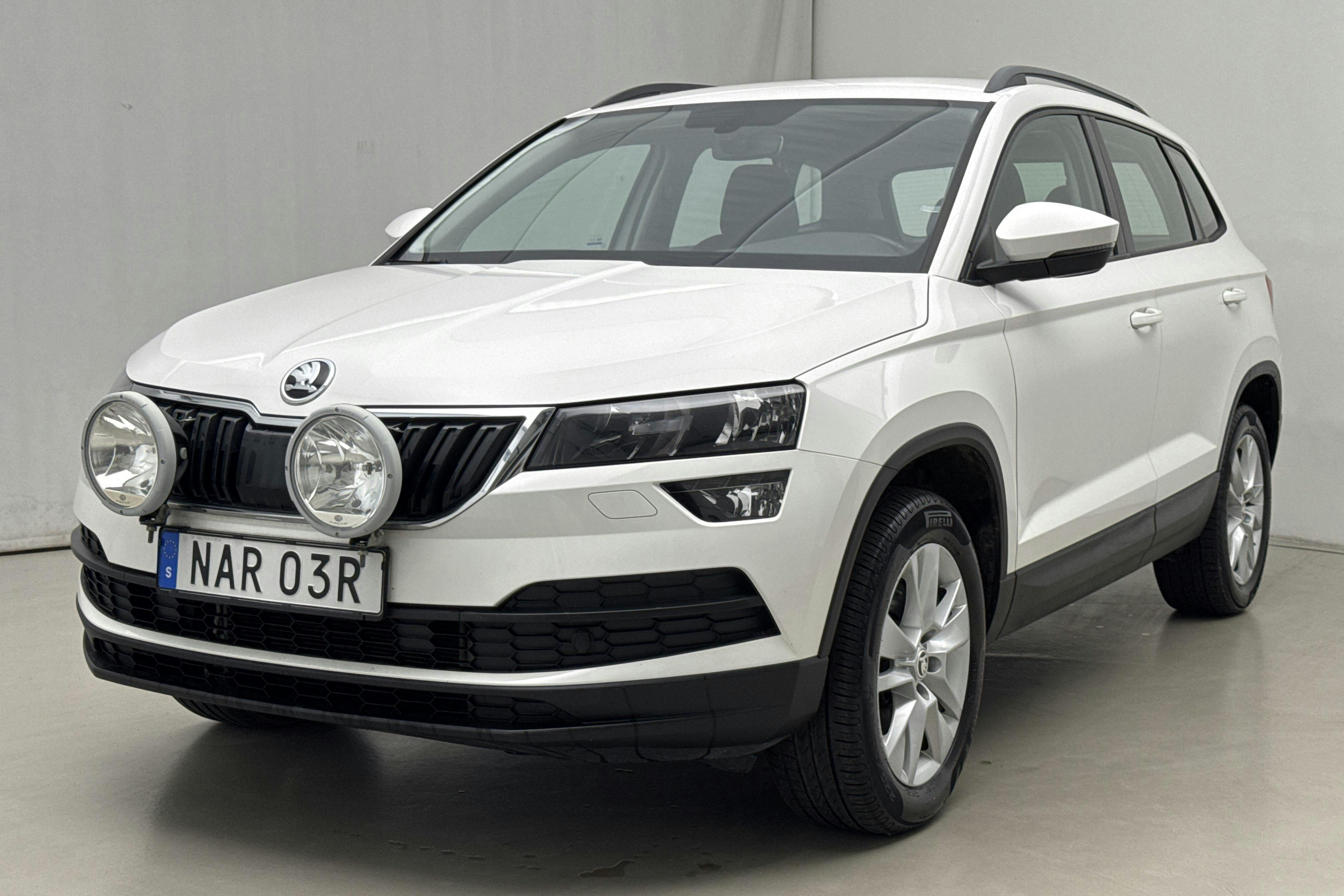 Skoda Karoq 2.0 TDI 4X4 (150hk) - 6 369 mil - Automat - vit - 2020