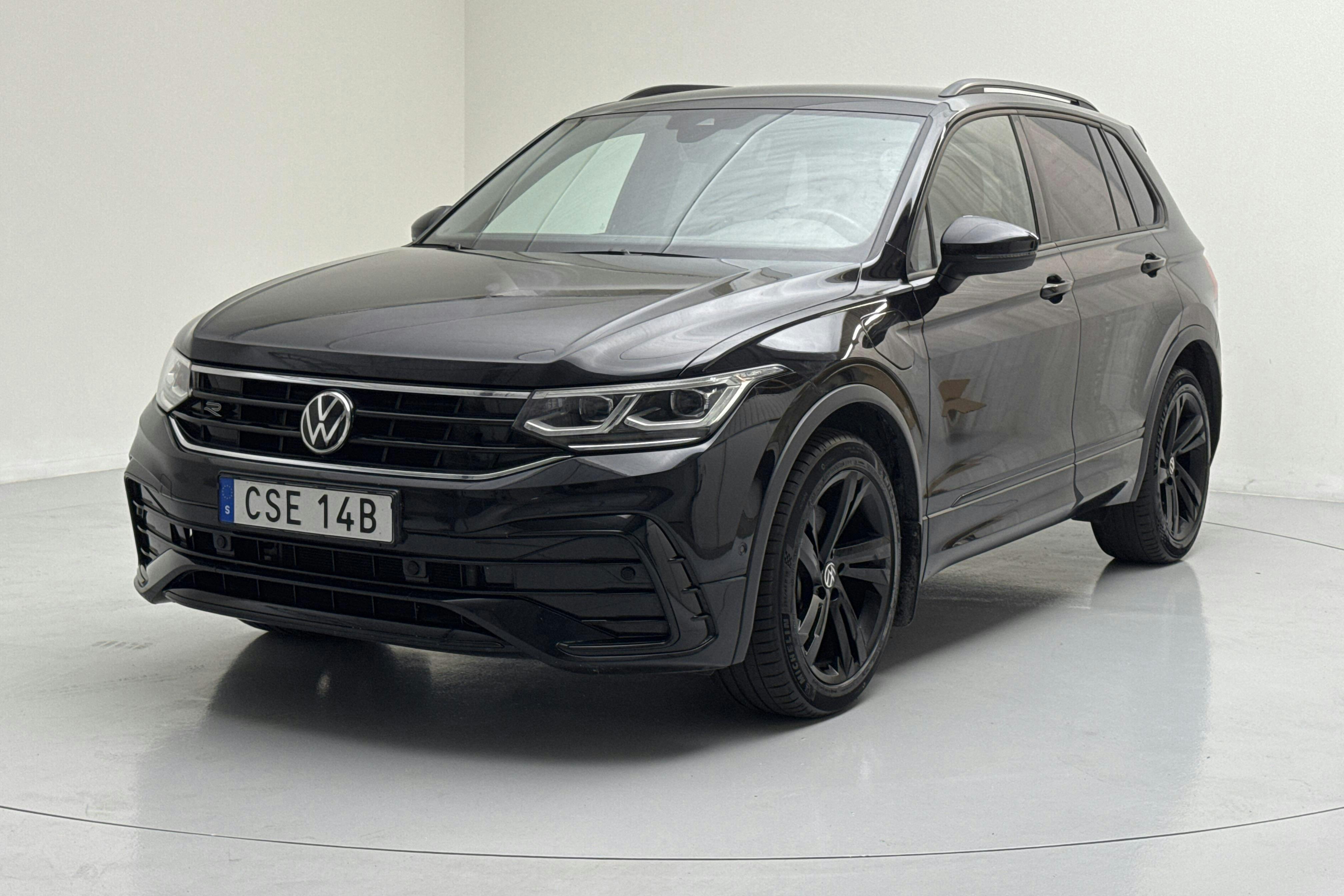 VW Tiguan 1.4 TSI eHybrid (245hk) - 135 220 km - Automaattinen - musta - 2021