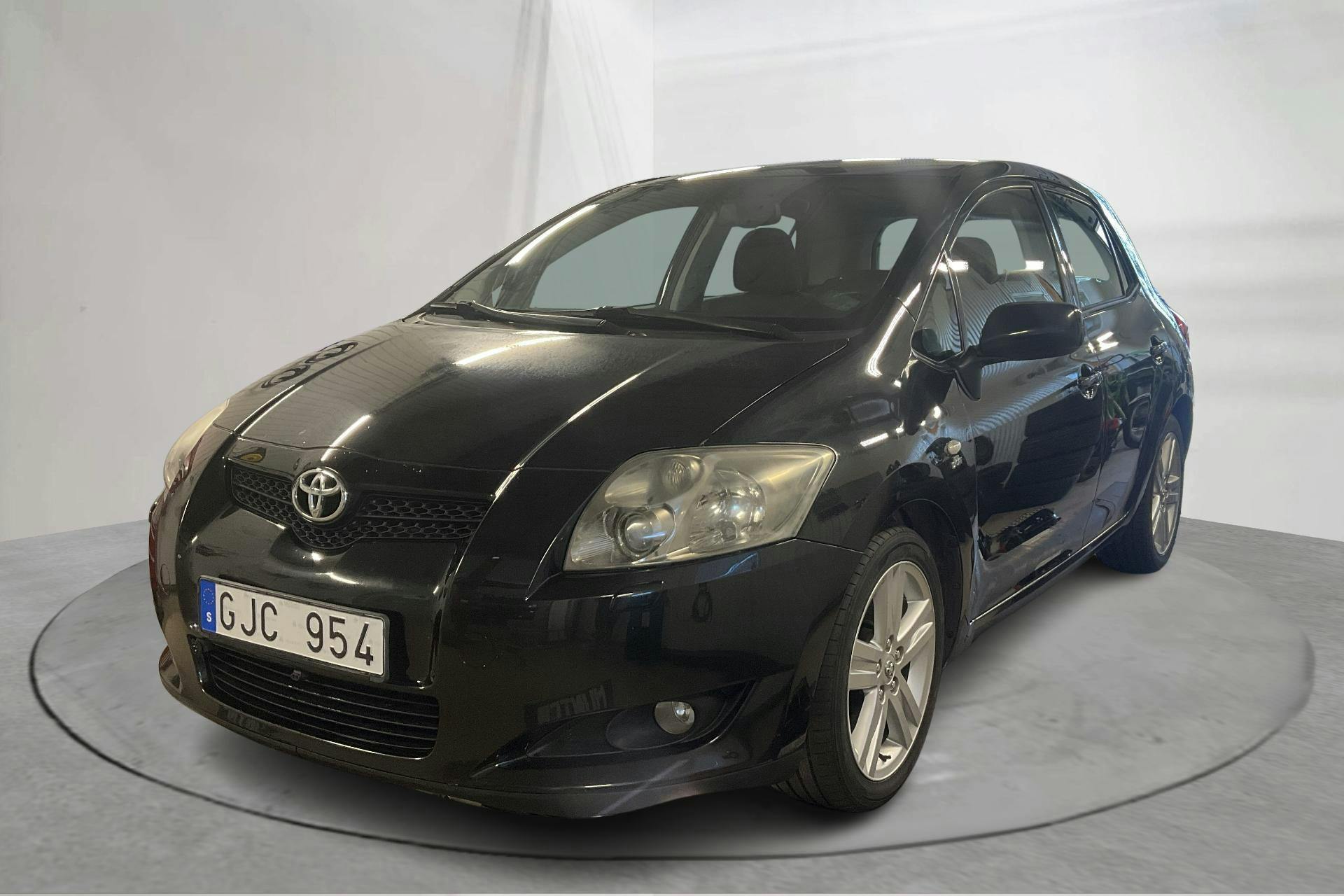Toyota Auris 2.2 D-4D 5dr (177hk) - 230 240 km - Manualna - czarny - 2007