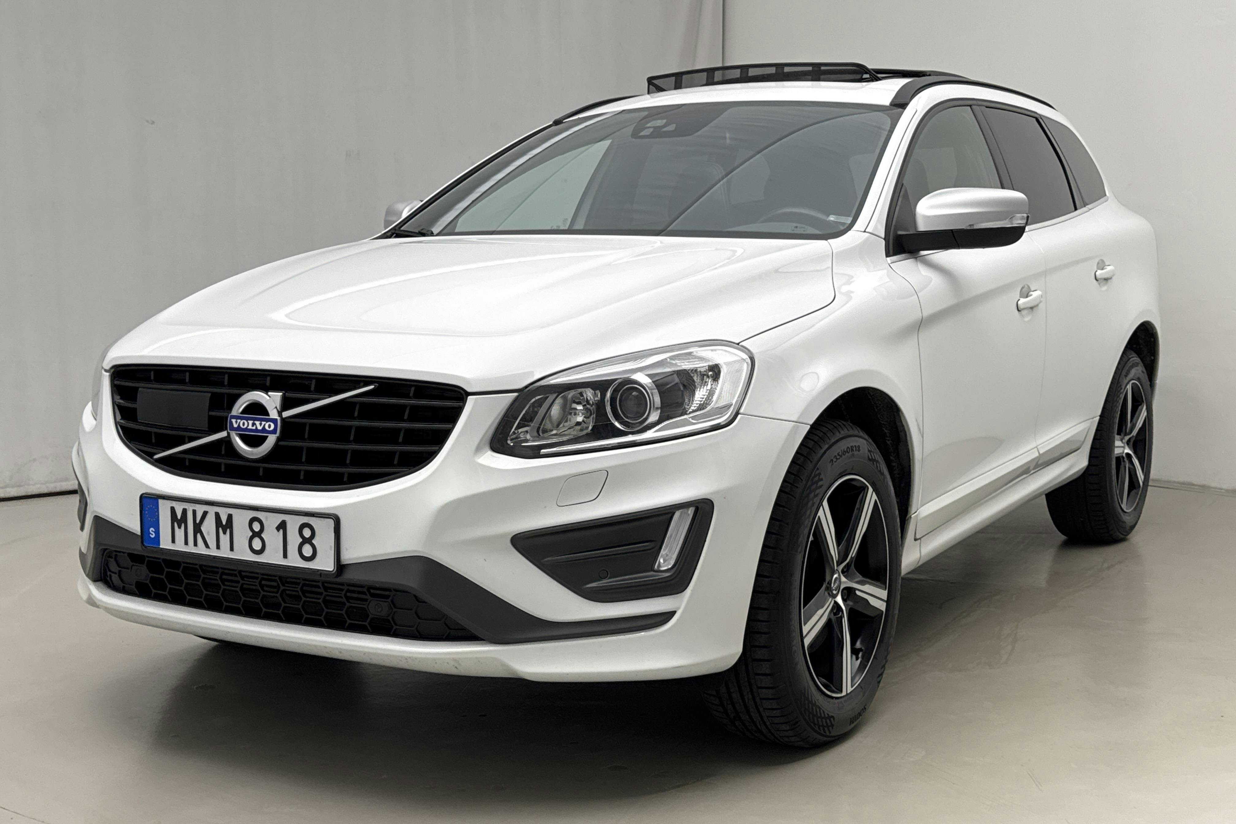 Volvo XC60 D4 AWD (190hk) - 136 350 km - Automatic - white - 2017